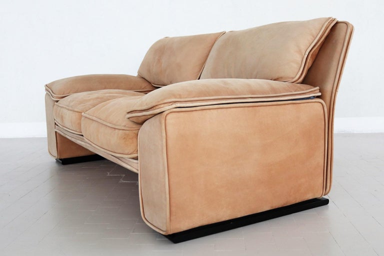 Italian Midcentury Vintage Nappa Leather Sofa by Ferruccio Brunati, 1970s For Sale 12
