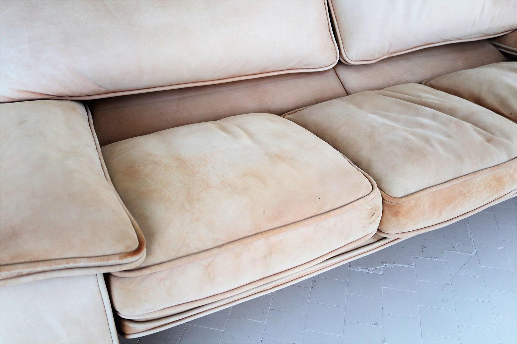 Italian Midcentury Vintage Nappa Leather Sofa by Ferruccio Brunati, 1970s 11