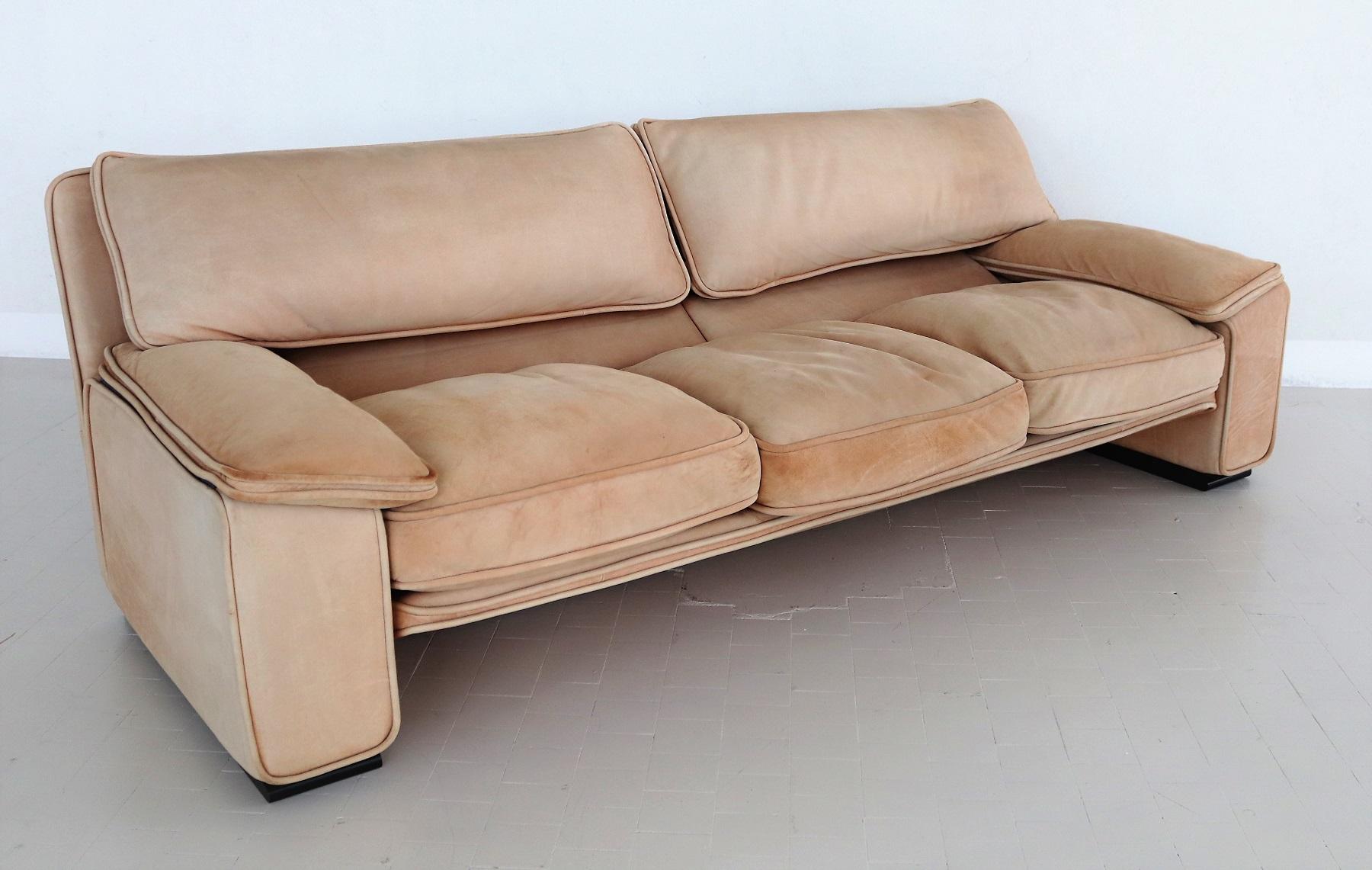 Mid-Century Modern Italian Midcentury Vintage Nappa Leather Sofa by Ferruccio Brunati, 1970s