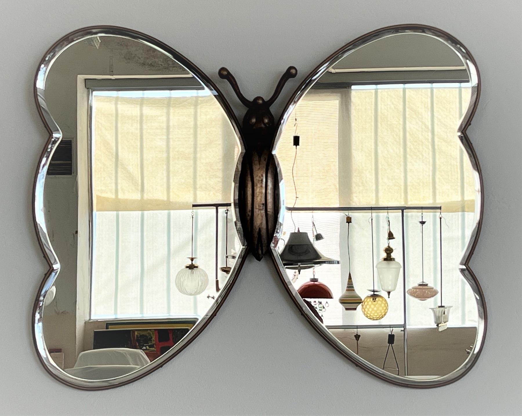 Mid-Century Modern Italian Midcentury Wall Mirror in Butterfly Shape with Brass and Cut Glass, 1970