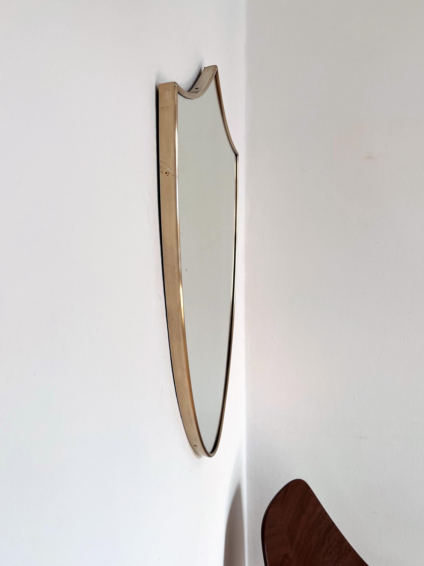 Late 20th Century Italian Midcentury Wall Mirror with Brass Frame, 1970s For Sale