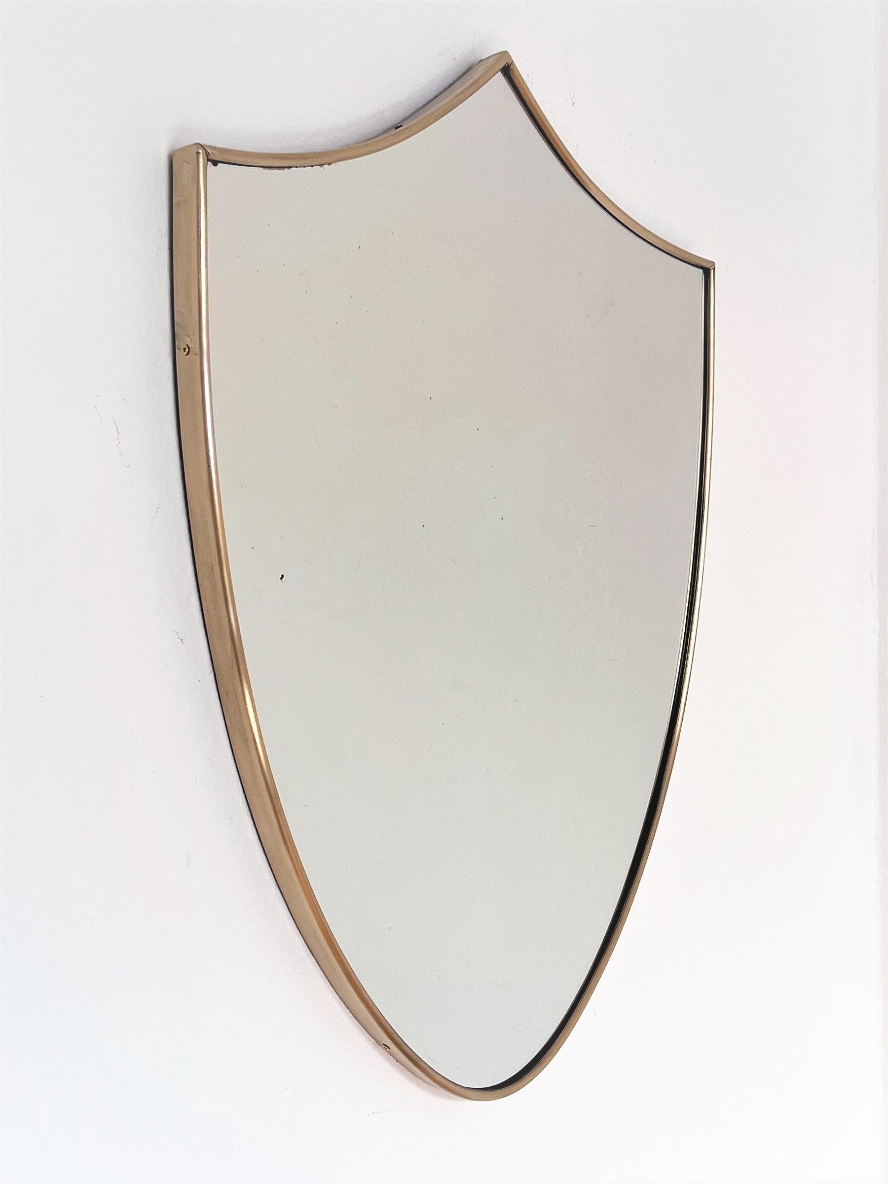 Mid-Century Modern Italian Midcentury Wall Mirror with Brass Frame, 1970s For Sale