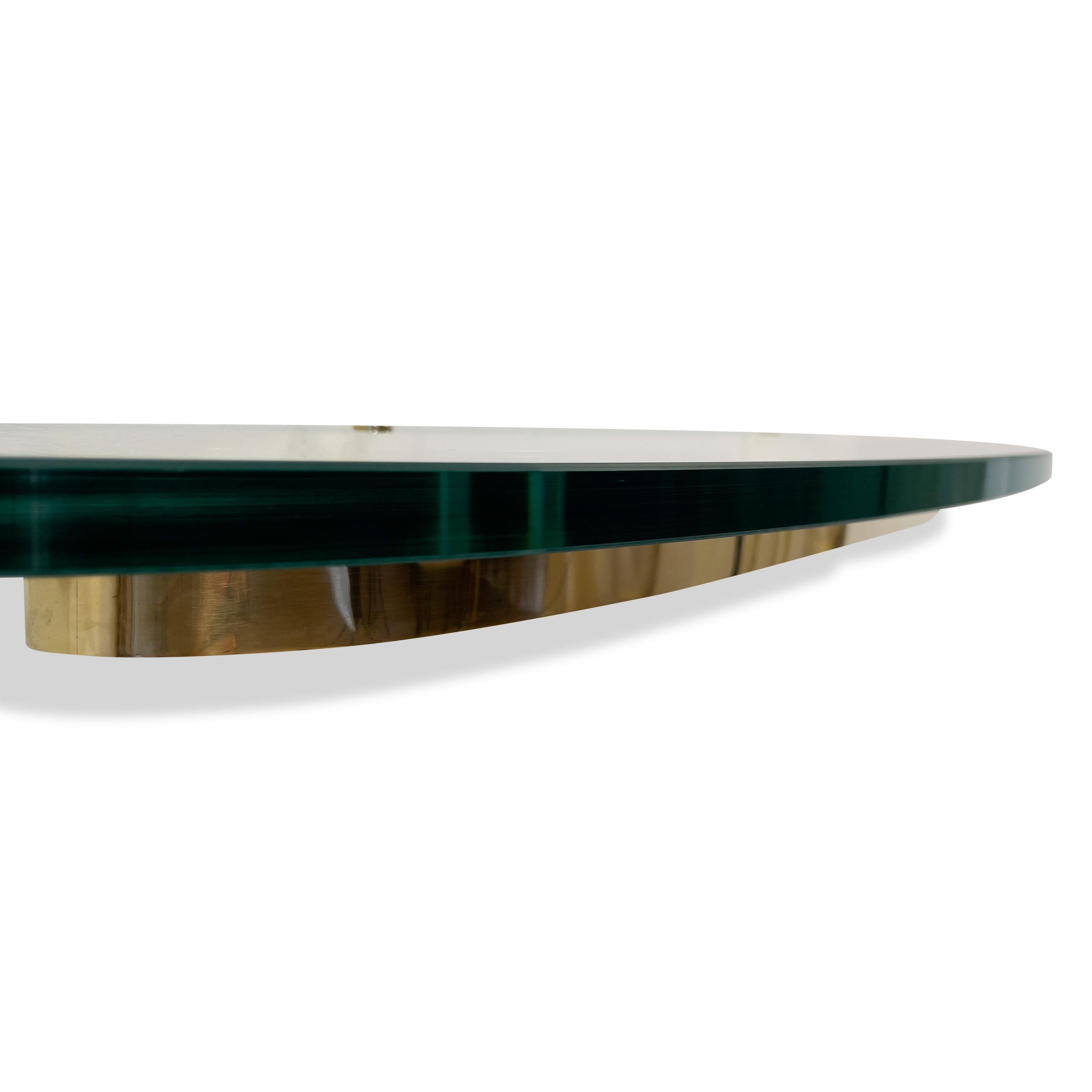 Italian Midcentury Wall-Mounted Glass and Brass Console Table by Fontana Arte  For Sale 2