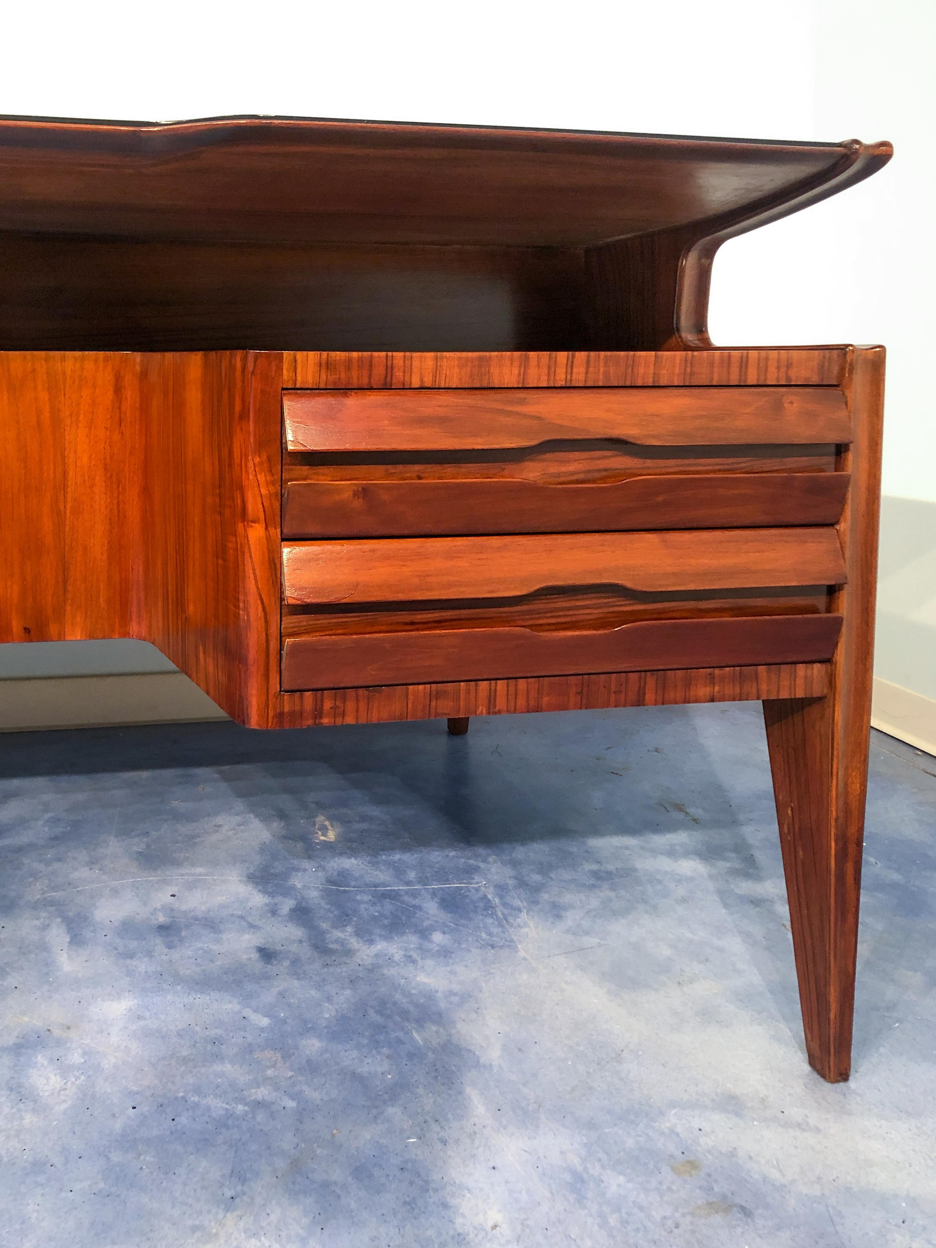 Italian Midcentury Walnut Executive Desk, Guglielmo Ulrich, 1950s 5