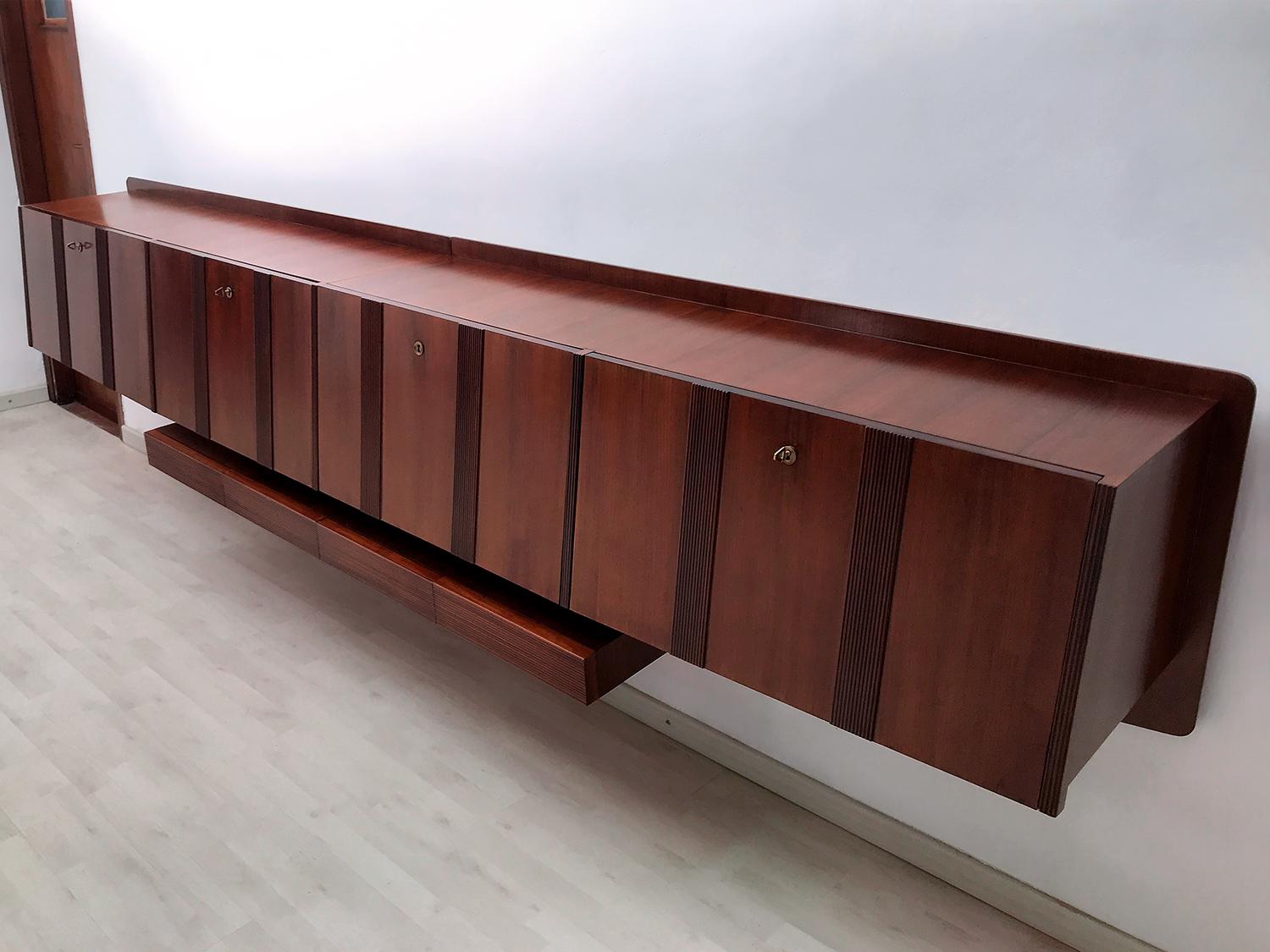 Italian Mid-Century Walnut Wall Mounted Sideboard Paolo Buffa style, 1950s 6