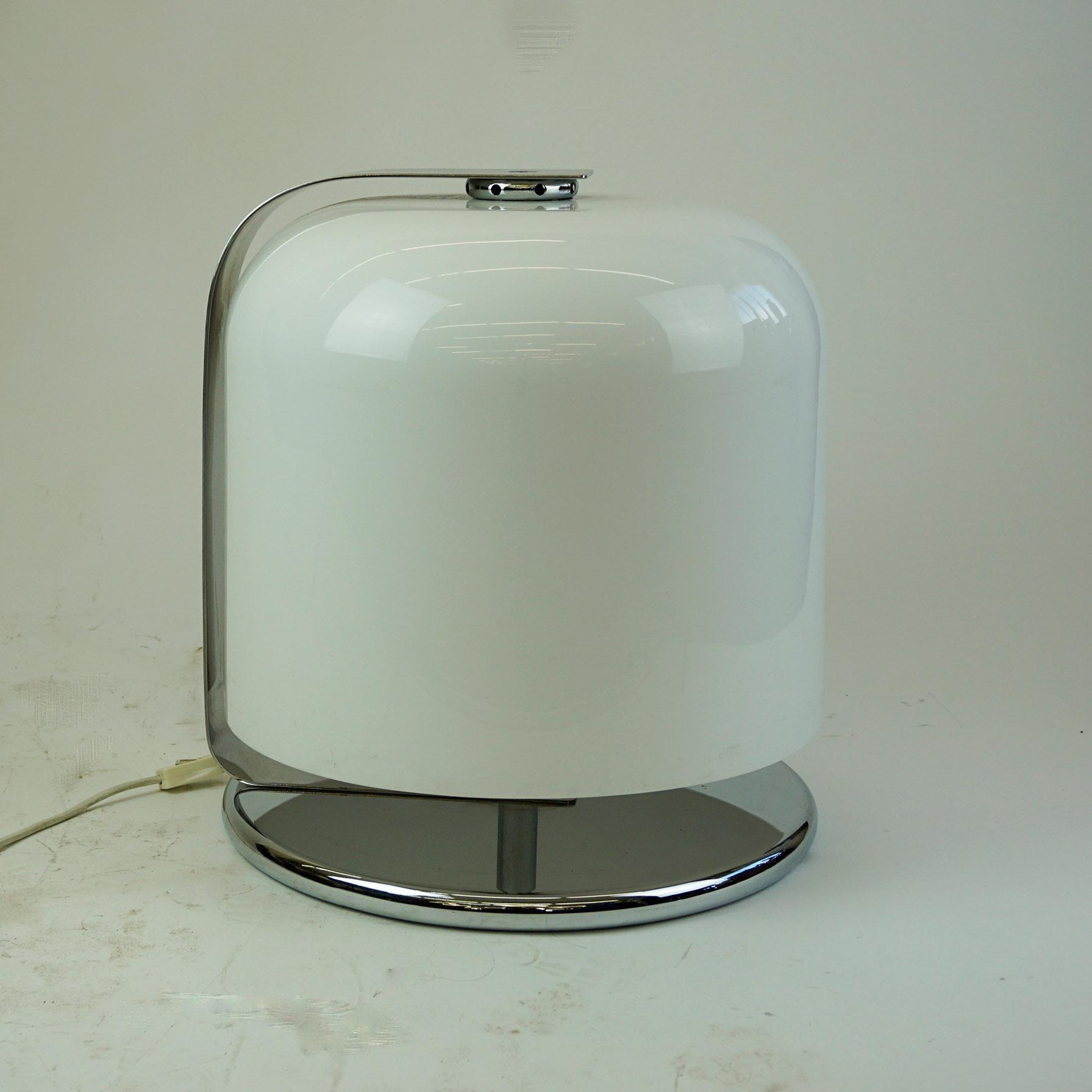 Mid-Century Modern Italian Midcentury White and Chrome Table Lamp Alvise by L. Massoni for Guzzini