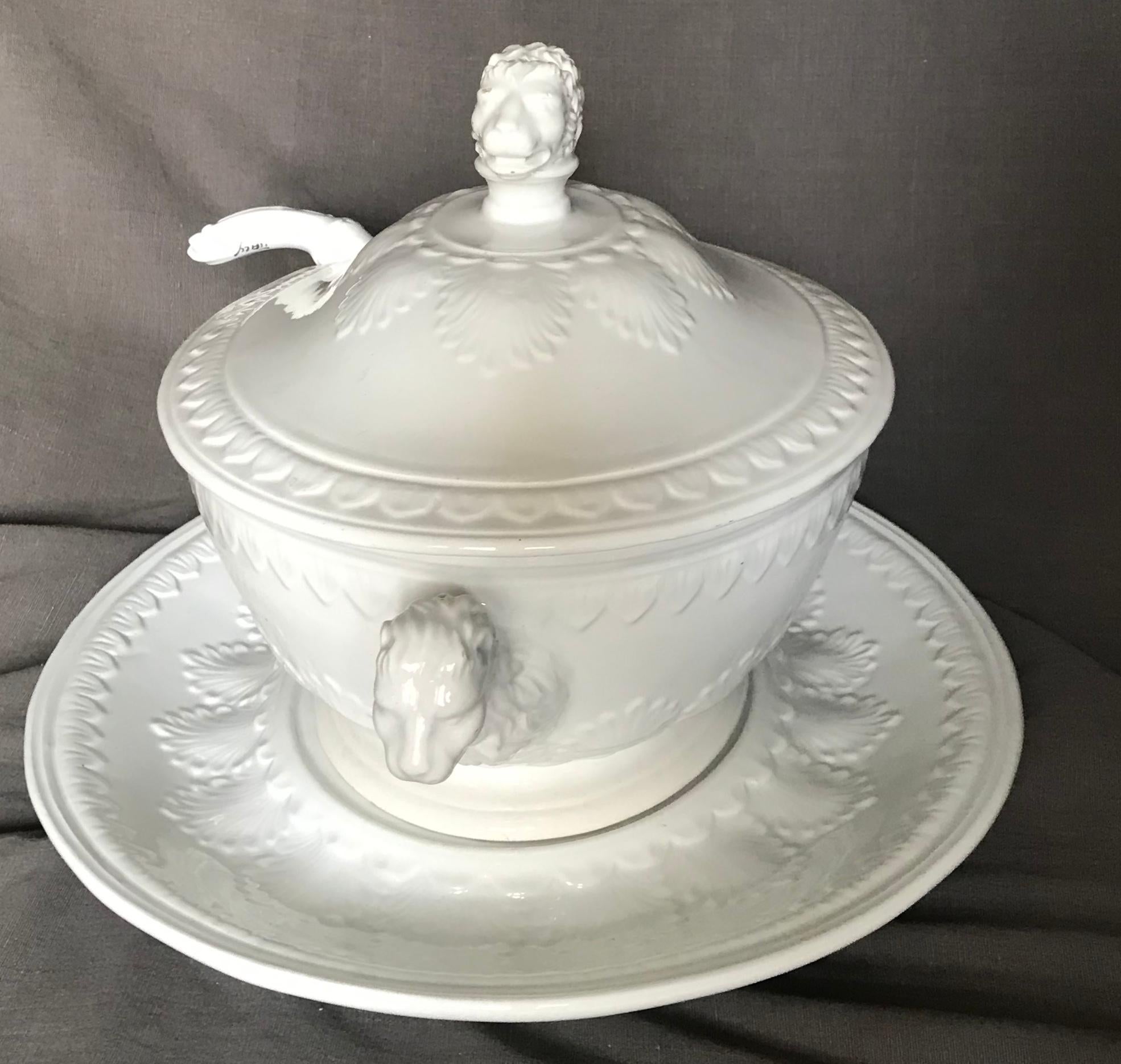 Italian Midcentury White Lion Head Tureen With Ladle For Sale 1