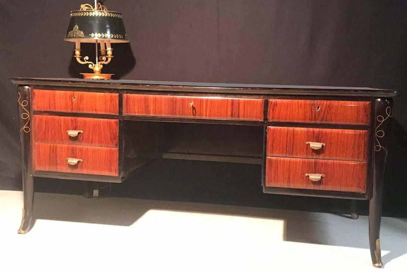 Italian Midcentury Writing Desk attributed to Paolo Buffa In Good Condition For Sale In Rome, IT