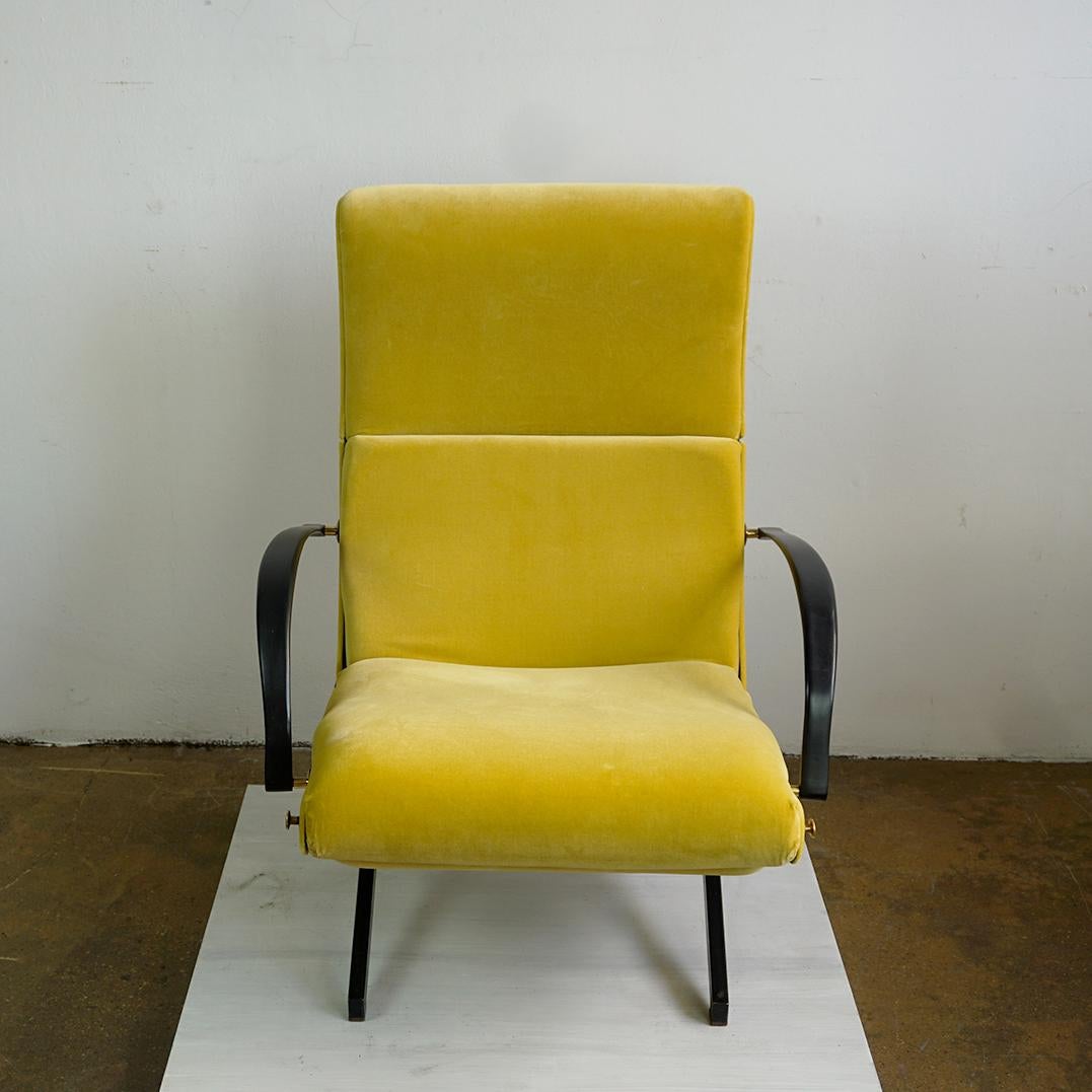 Metà XX secolo Italian Midcentury Yellow Velvet P40 Lounge Chair by Osvaldo Borsani for Tecno in vendita