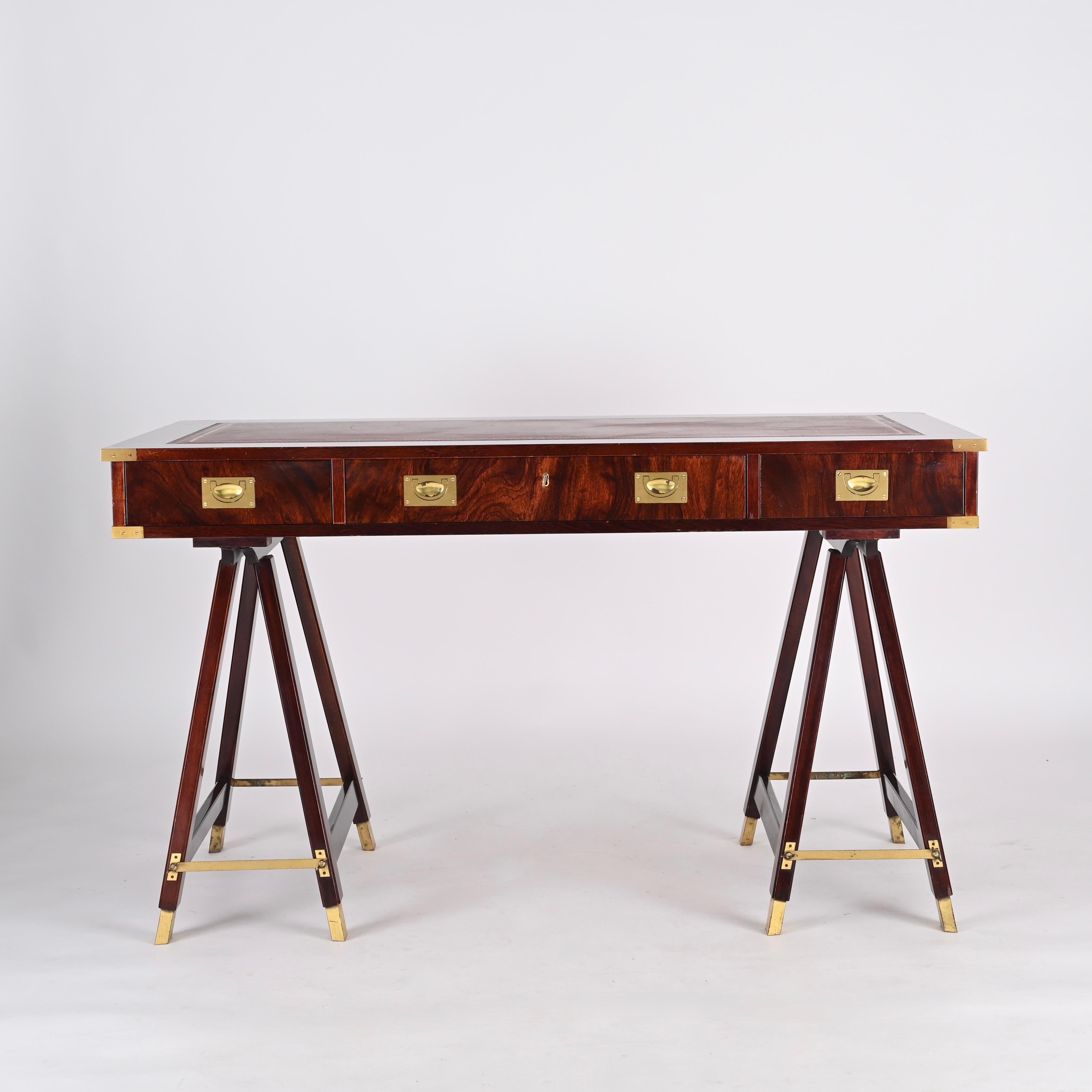 Italian Military Campaign Style Wood and Brass Desk with Leather Top, 1960s In Good Condition In Roma, IT