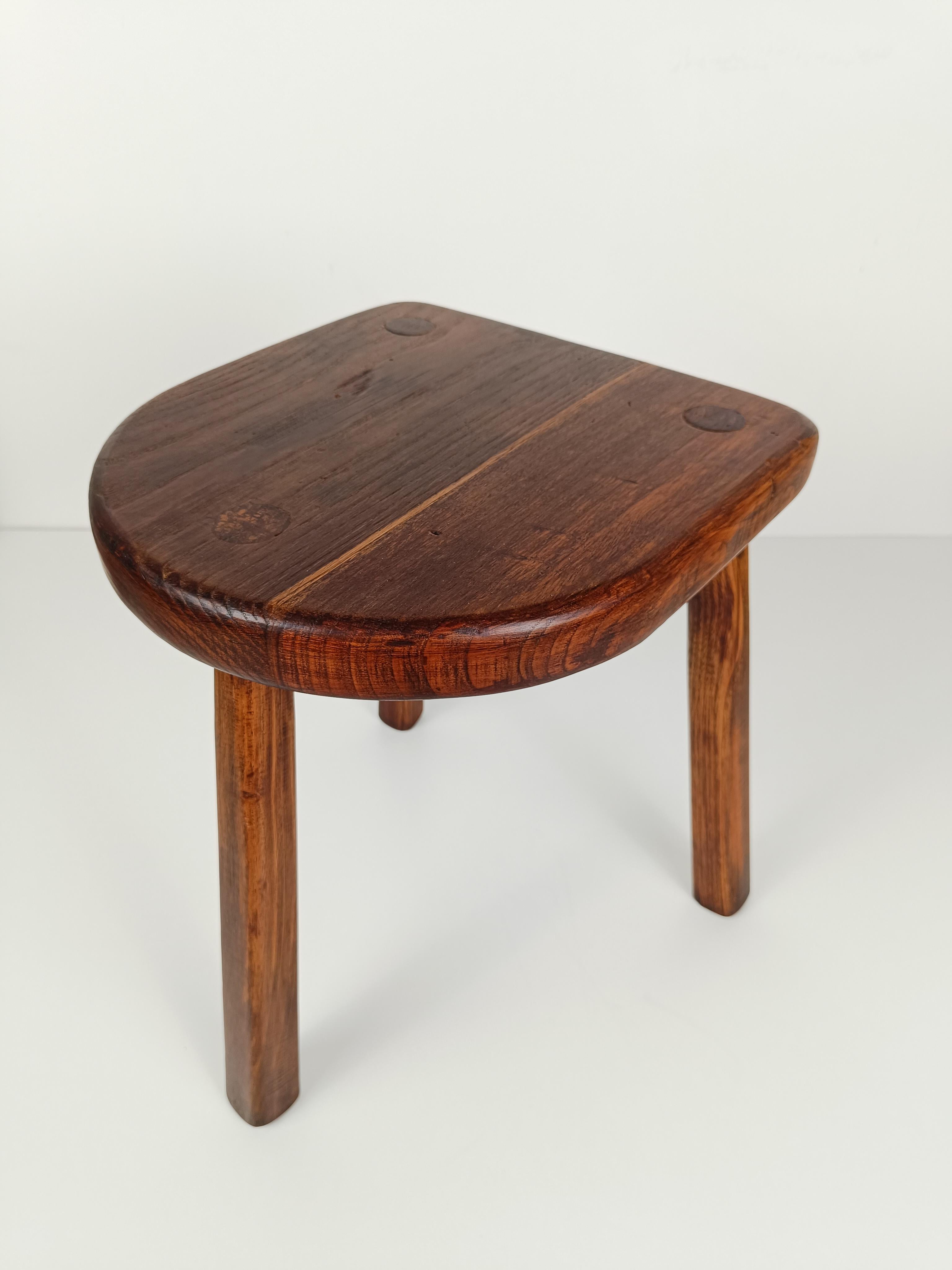 Oak Italian Milking tripod Stool / Low Table hand carved in solid rustic fir wood