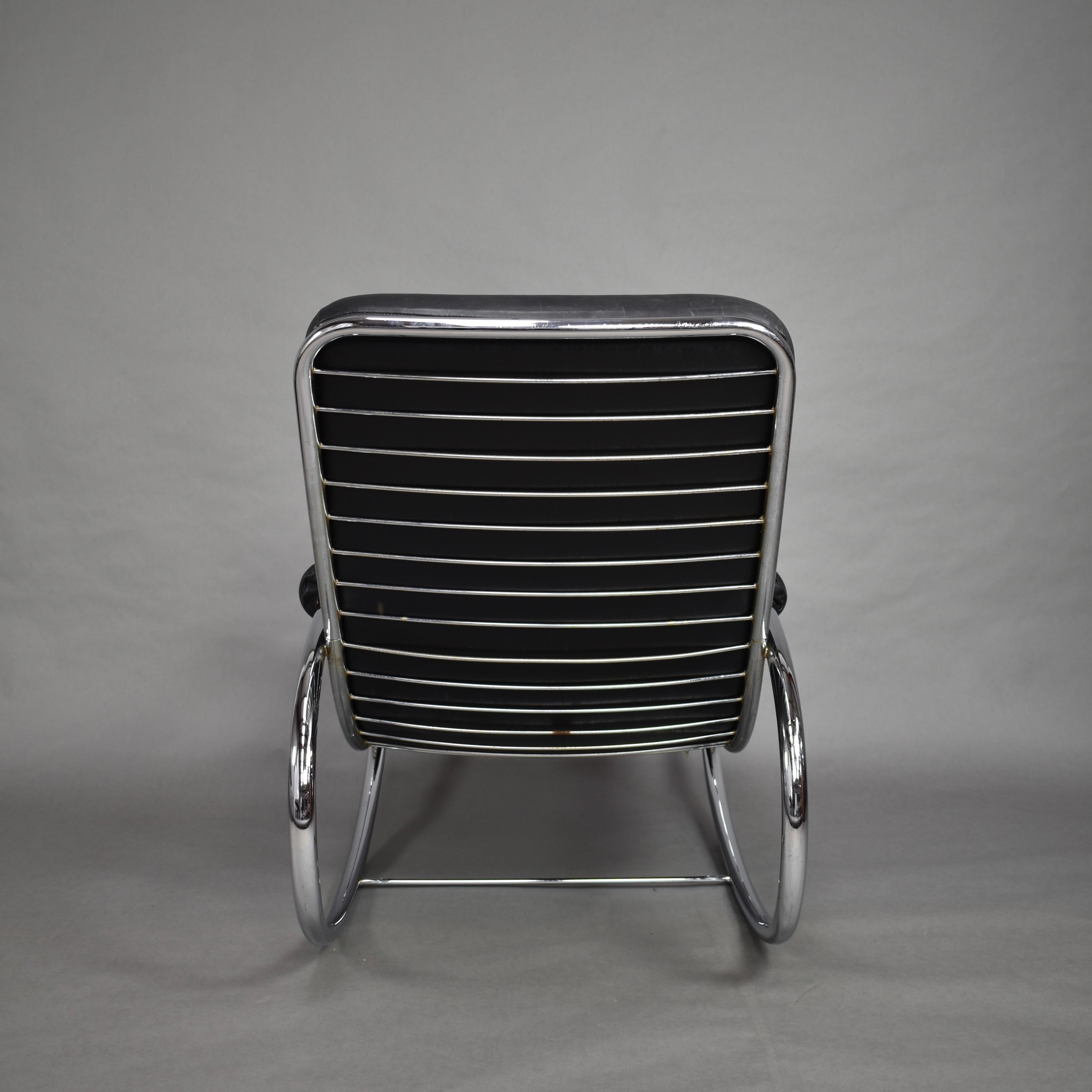 Italian Milo Baughman Style Rocking Chair in Chrome and Leather, circa 1970 3