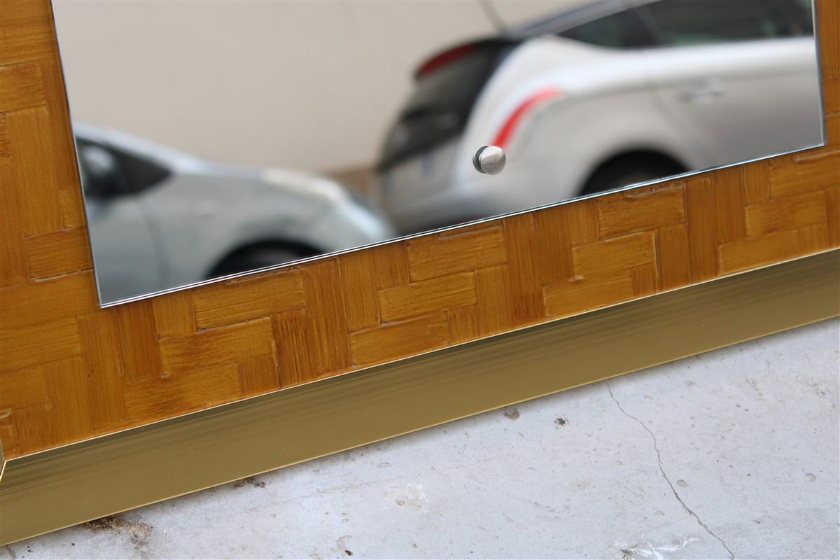 Late 20th Century Italian Minimal Rectangular Wall Mirror 1970 in Straw and Gold Brass For Sale