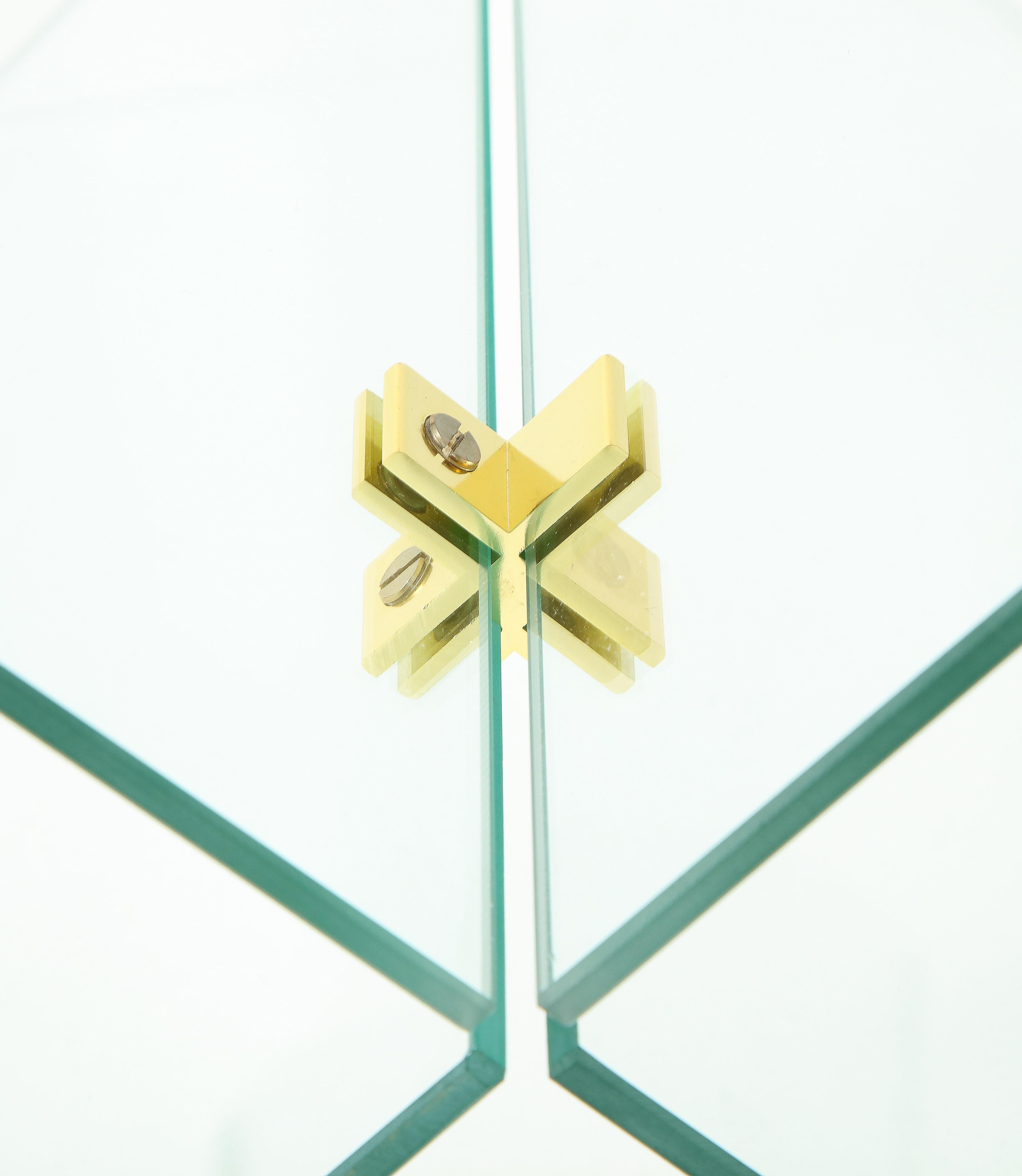 Italian Minimalist Glass & Brass Magazine Holder, Italy, c. 1970 For Sale 2