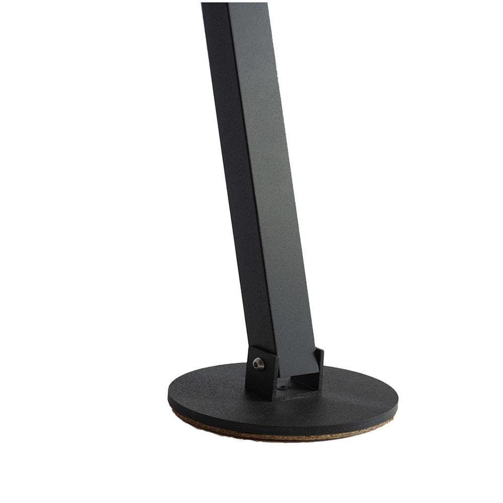Gica Contra Skulpturale Stehleuchte Minimalistisches Aluminium Design Warmes LED Licht im Angebot 2