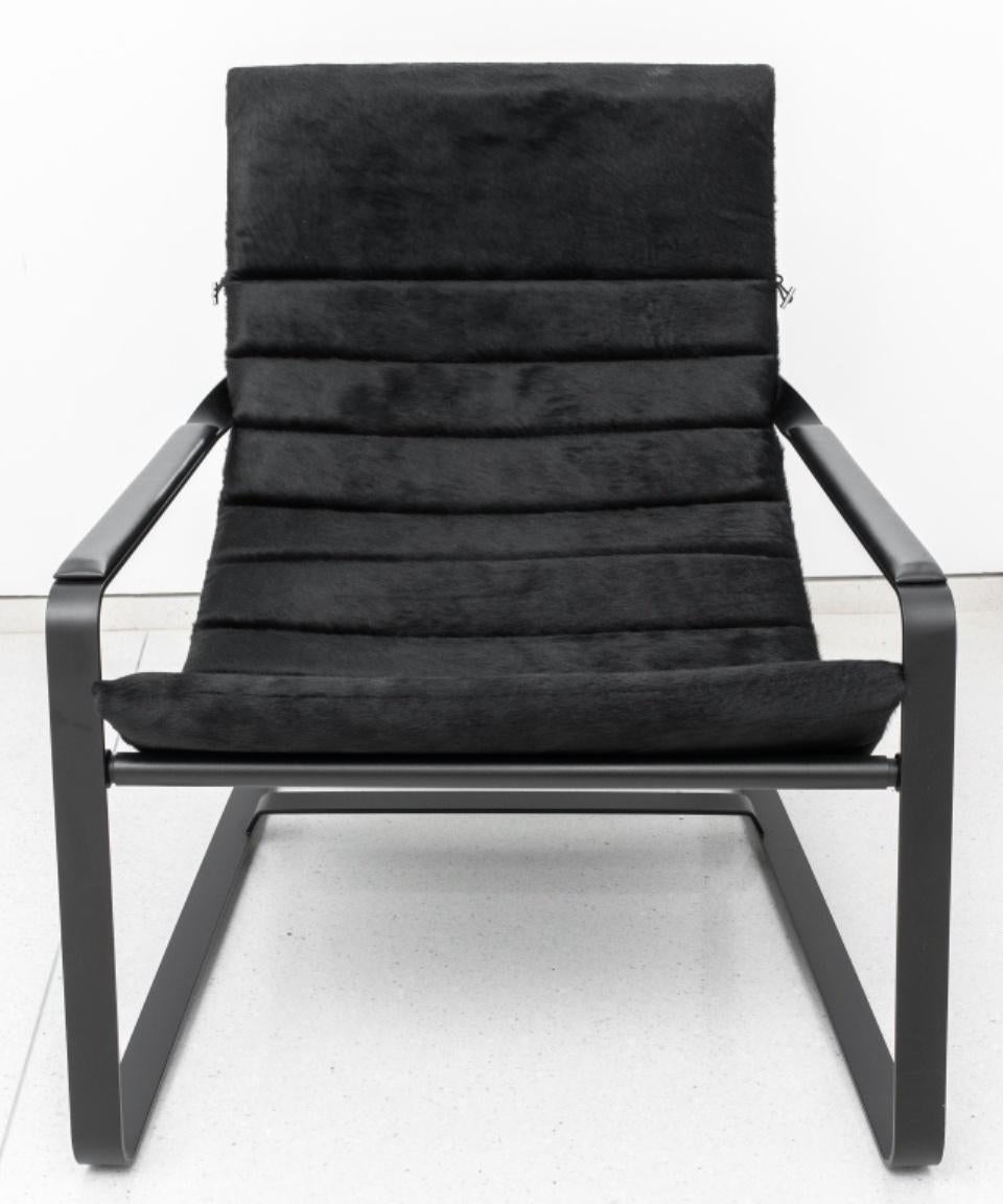 Contemporary Italian Minotti Black Mohair Lounge Chair