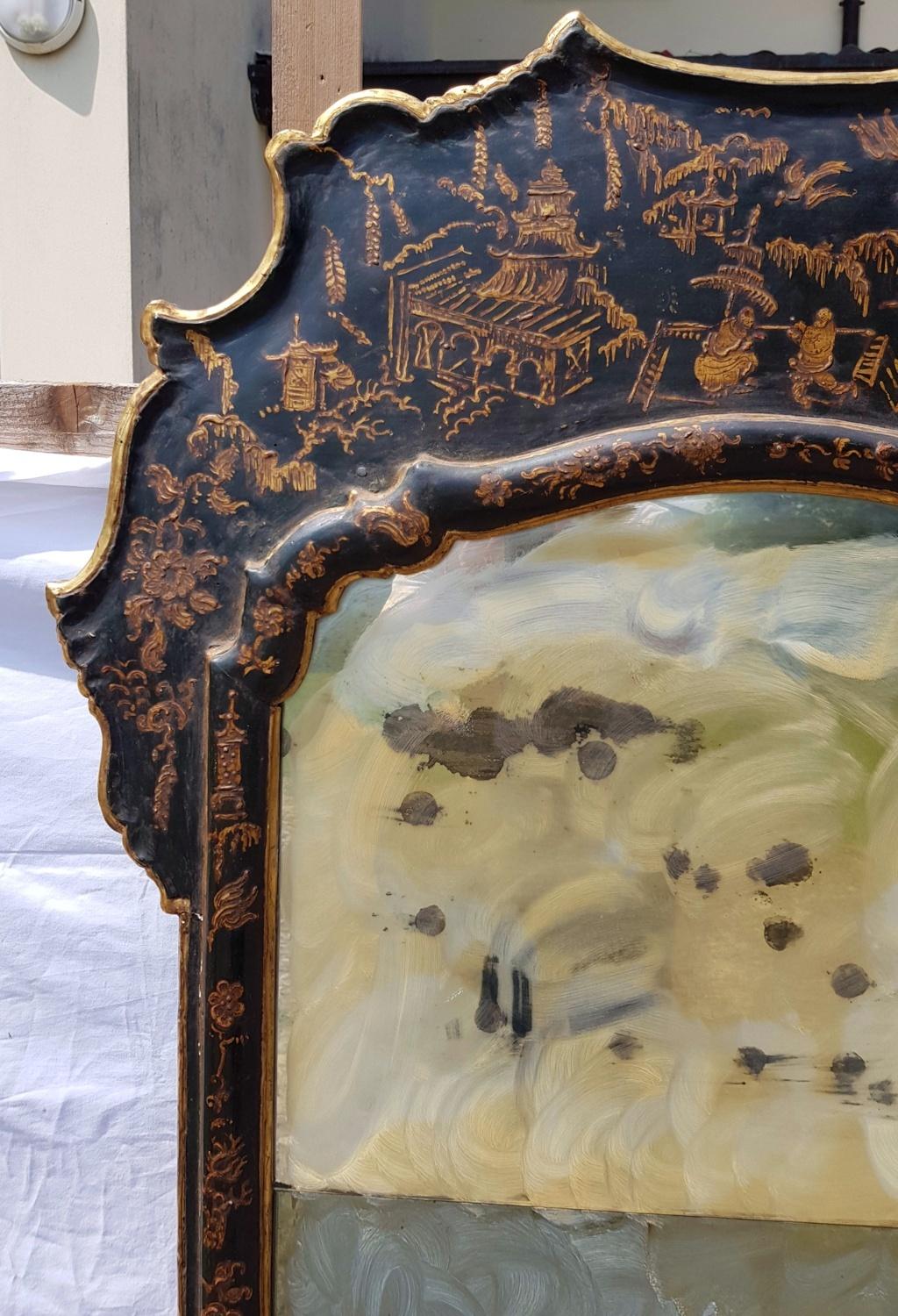 Louis XIV Italian Mirror Carved Gilt Lacquered Wood, Italy, 18th Century Venice Baroque For Sale