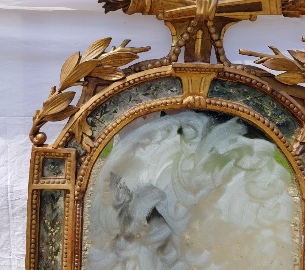 Italian Mirror Carved Gilt Wood, Italy, 18th Century, Venice Glass Decorations In Good Condition For Sale In Varmo, IT