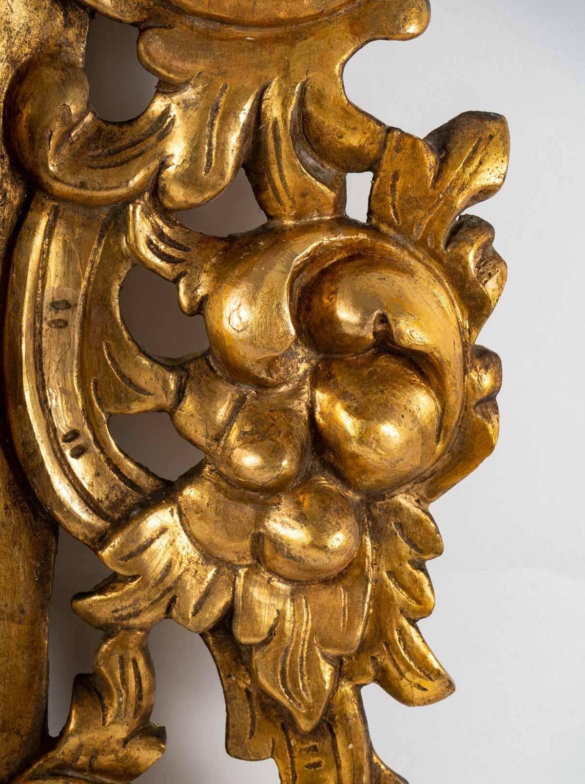 Italian Mirror in Gilded Carved Wood In Good Condition For Sale In Saint-Ouen, FR