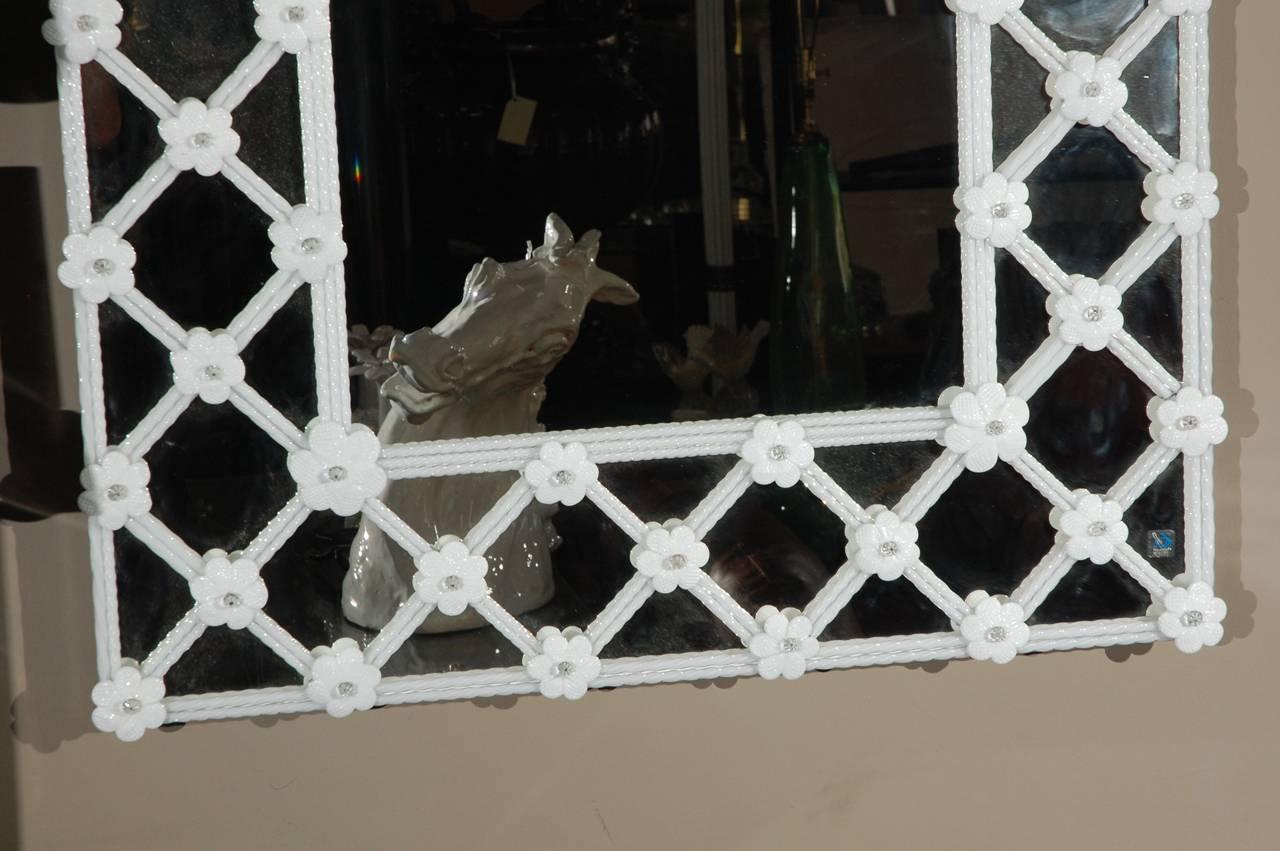 Italian Mirror w/ White Murano Glass in Venetian Crisscross Design, 1990s For Sale 1