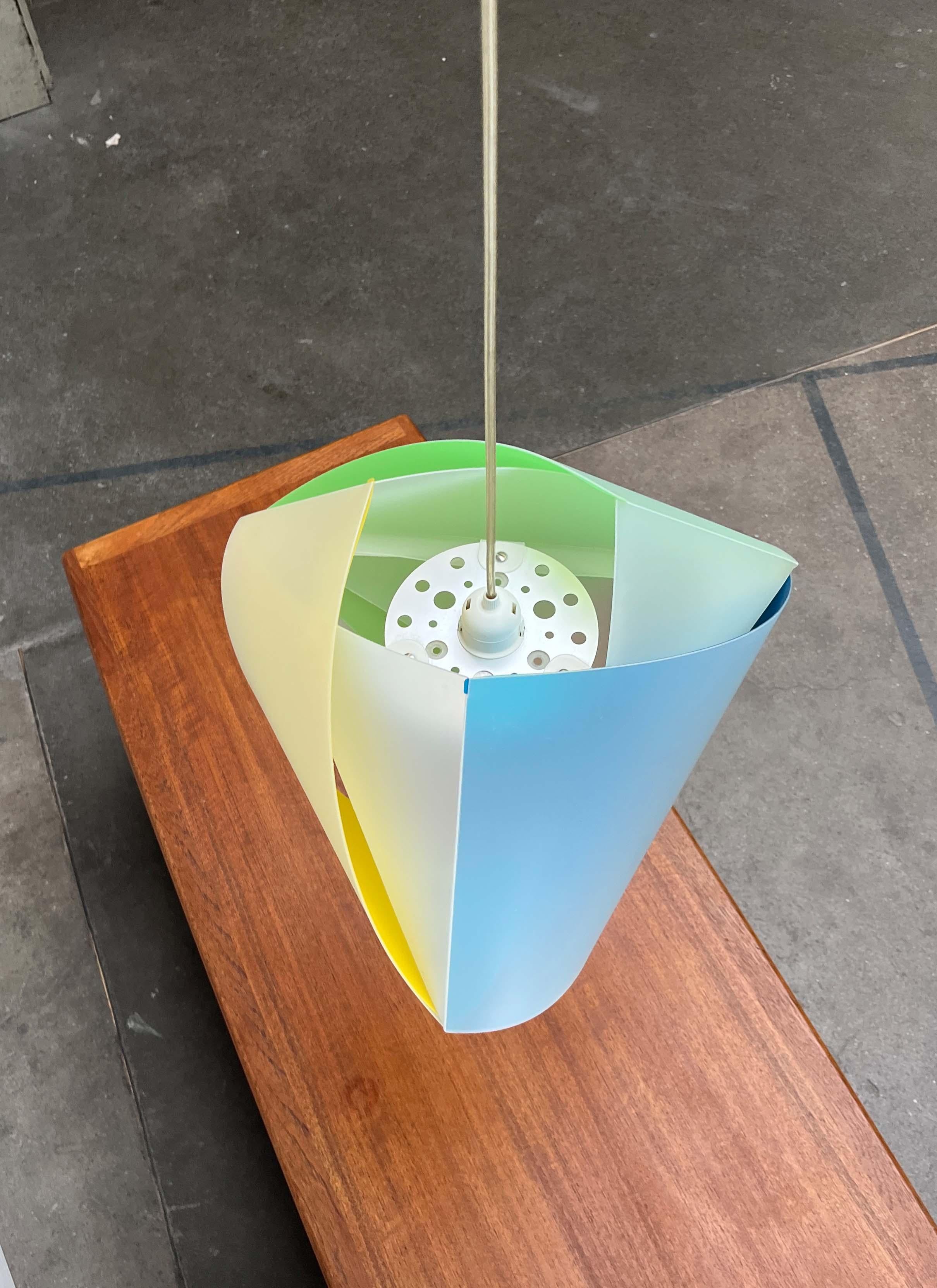 Italian Model Gemmy Design Pendant from Slamp For Sale 6