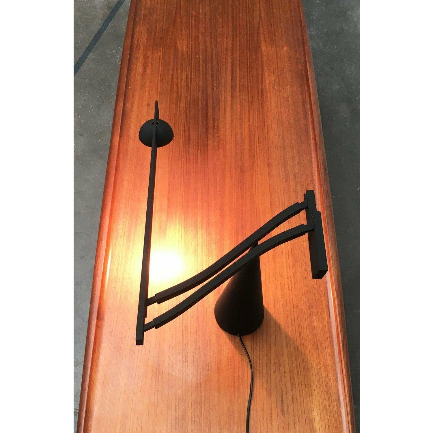 Lampe à poser Tabla de modèle italien par Mario Barbaglia et Marco Colombo, années 1980 Excellent état - En vente à Hamburg, DE