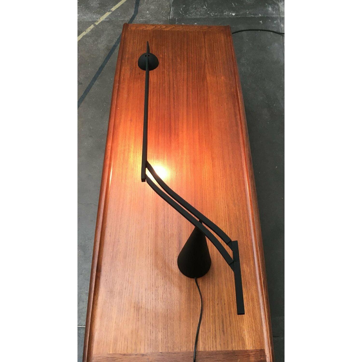 Lampe à poser Tabla de modèle italien par Mario Barbaglia et Marco Colombo, années 1980 en vente 1