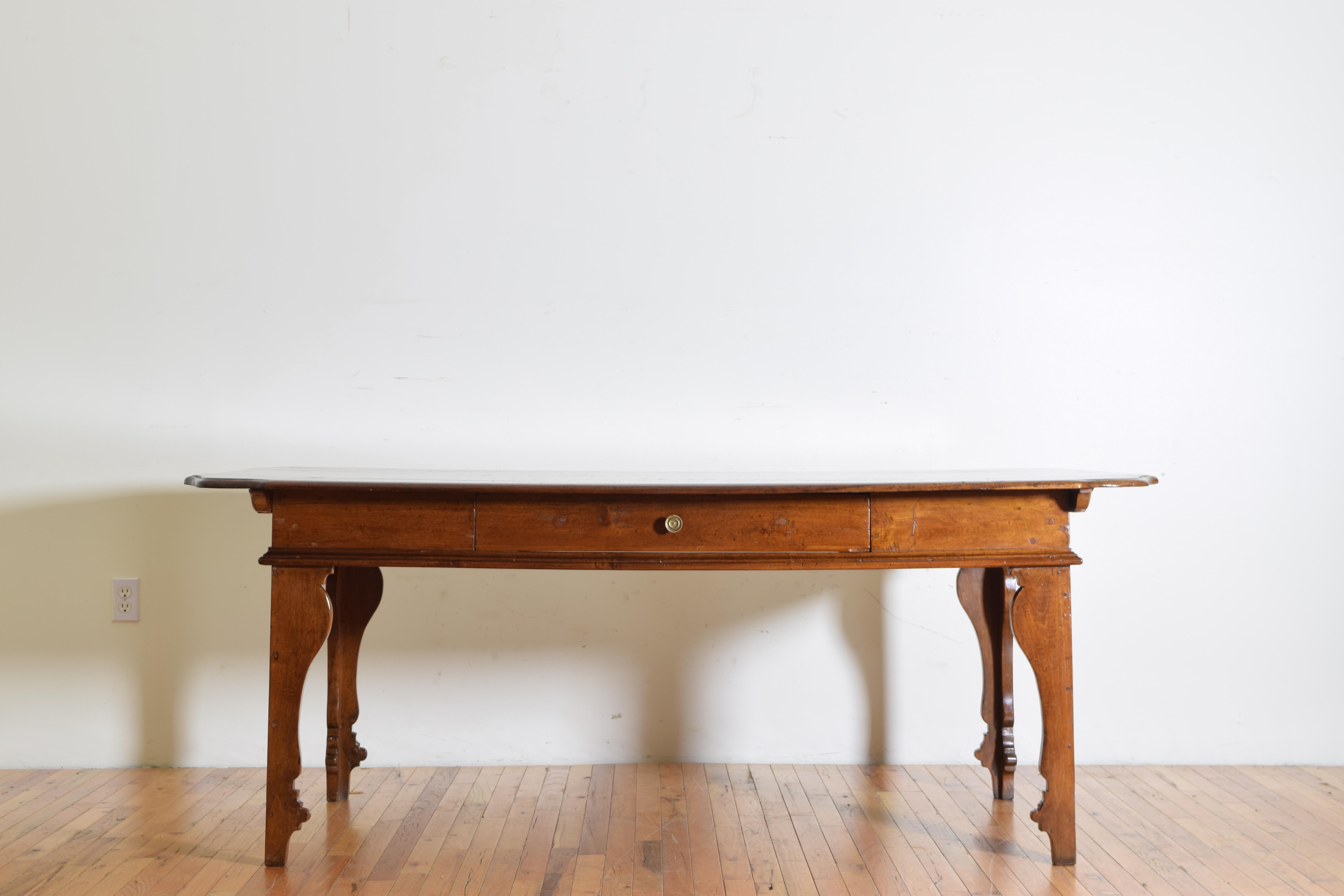 Italian, Modenese, Louis XIV Period Walnut 1-Drawer Table, Early 18th Century In Good Condition In Atlanta, GA