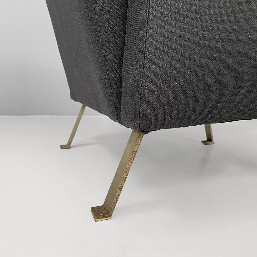Fauteuils modérés italiens quadrillés en tissu noir avec pieds en métal, années 1970. en vente 3
