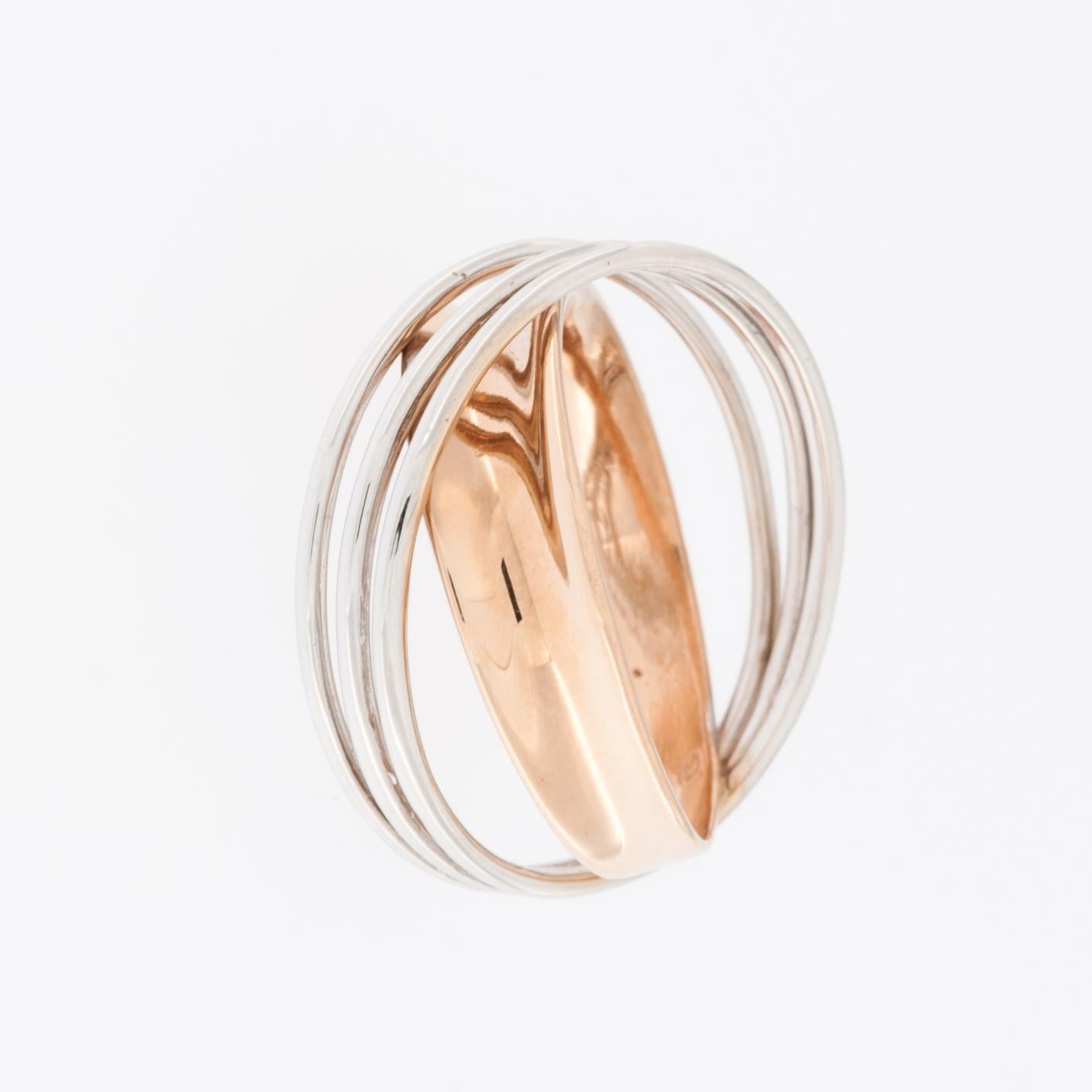 Italian Modern 18kt White and Rose Gold Ring In Good Condition For Sale In Esch sur Alzette, Esch-sur-Alzette