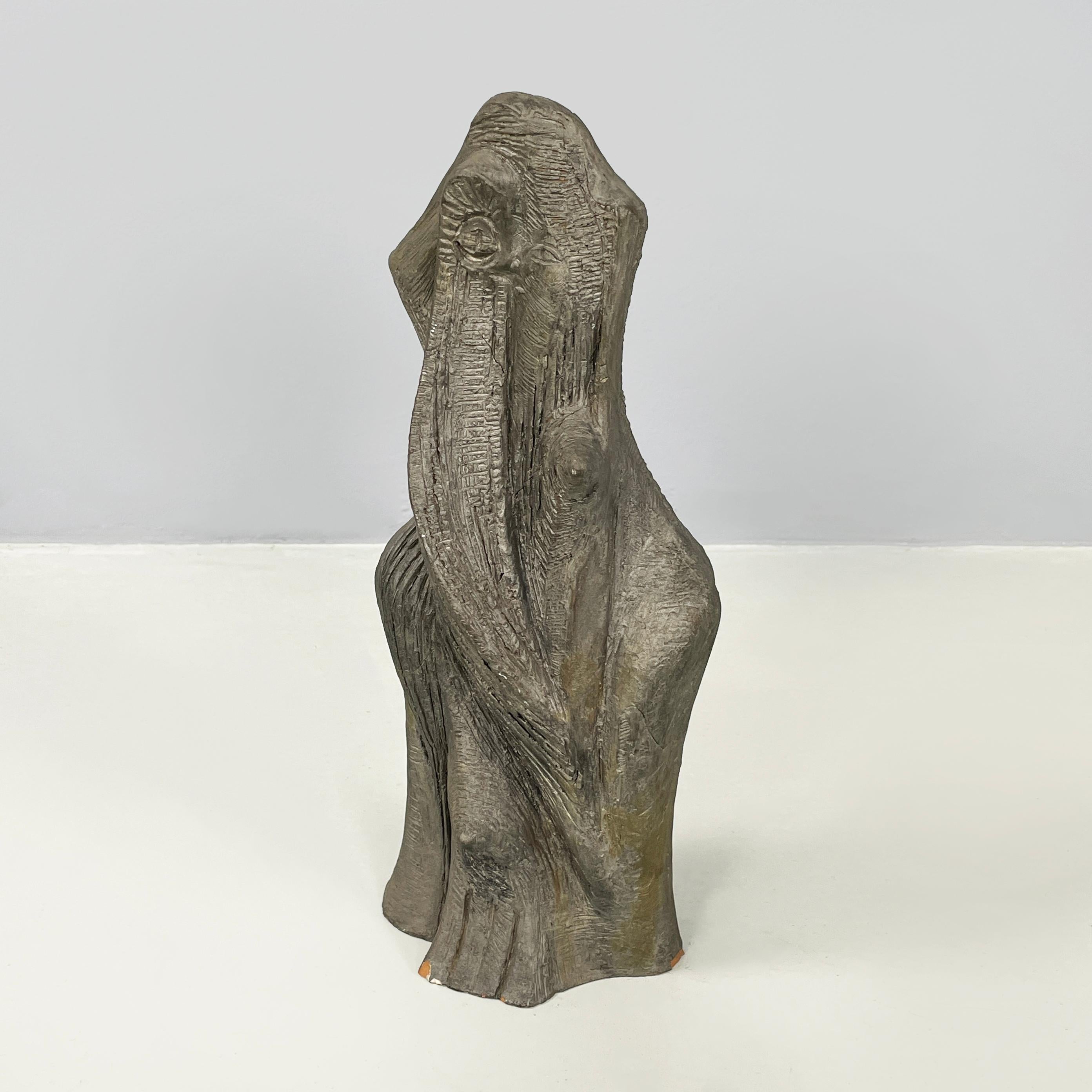Escultura abstracta moderna italiana de terracota gris oscuro  Edmondo Cirillo, 1968 Moderno en venta
