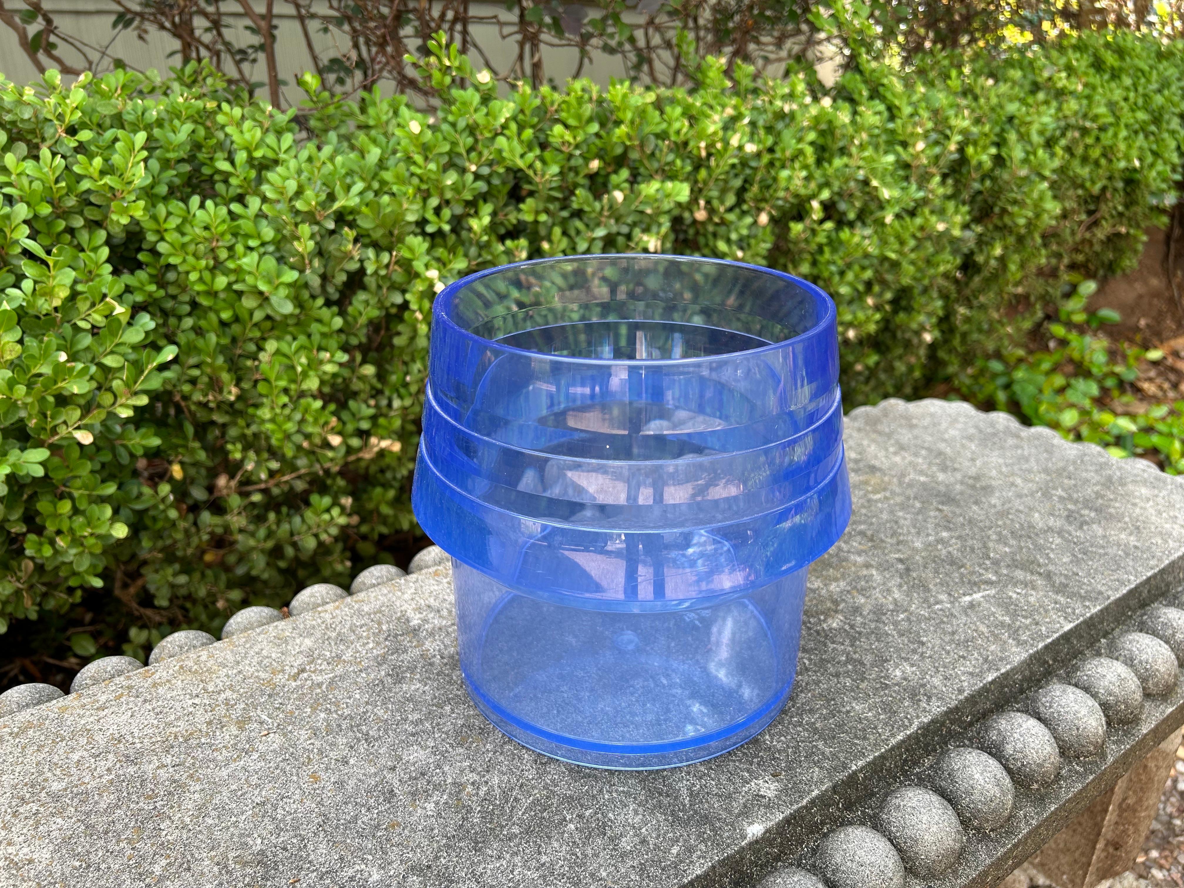 Mid-20th Century Italian Modern Acrylic Ice Bucket or Wine Cooler For Sale