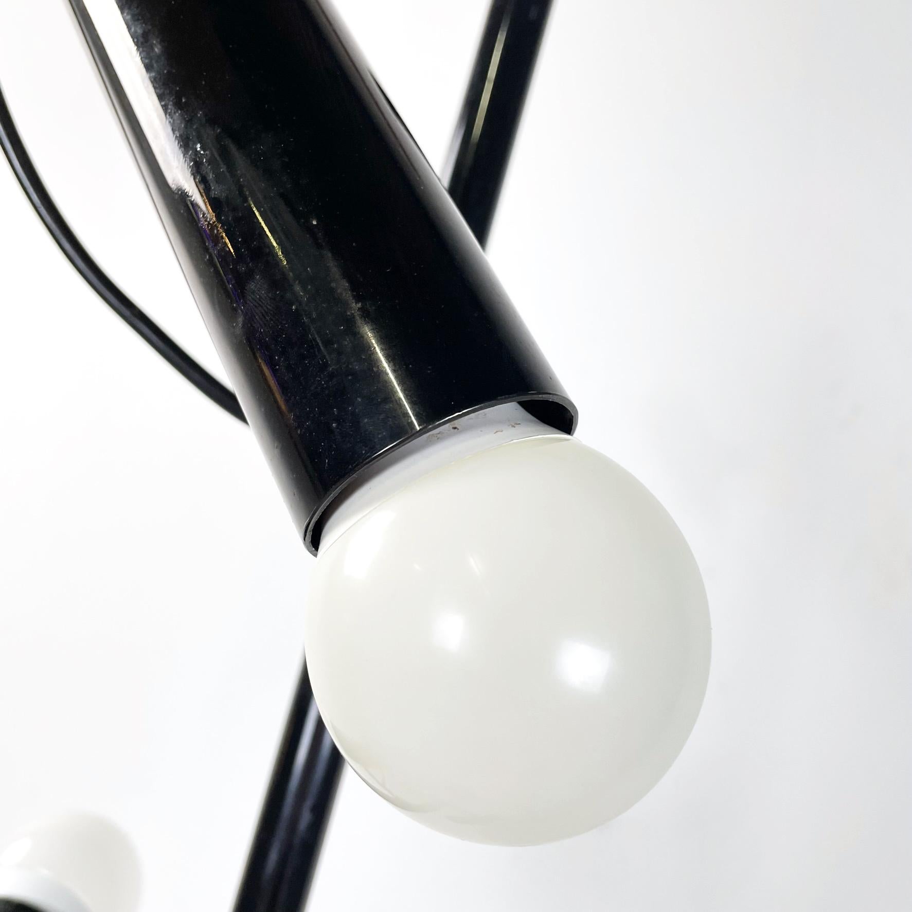 Italian modern Adjustable 3 lights floor lamp P393 by Luci in black metal, 1970s For Sale 3