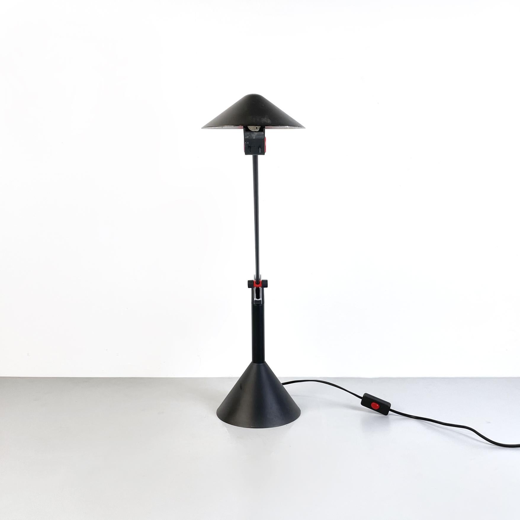 Italian Modern Adjustable Black and Silver Metal Table Lamp, 1980s For Sale 2