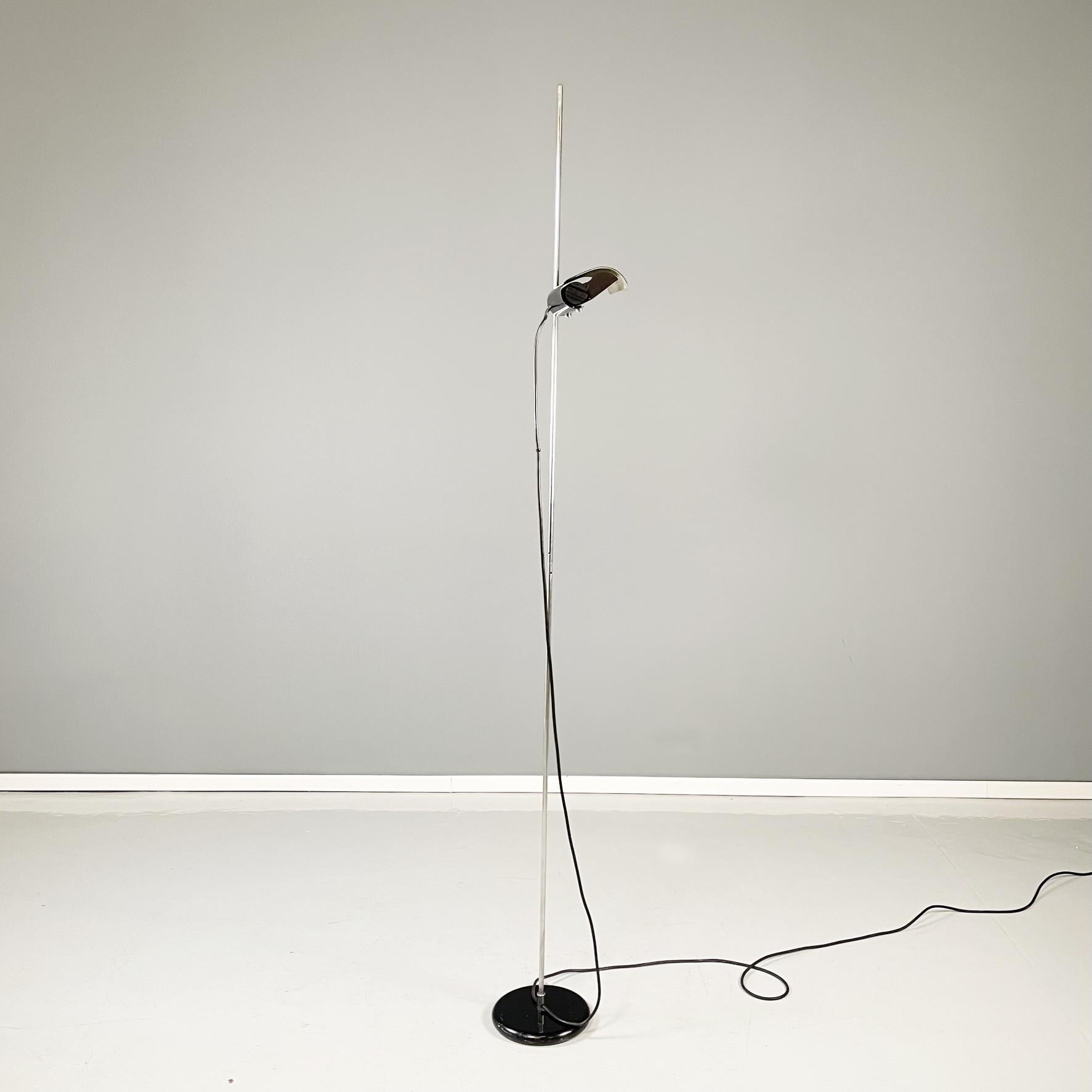 Italiano Lampada da terra regolabile moderna Alogena 626L di Joe Colombo per Oluce, 1970 in vendita