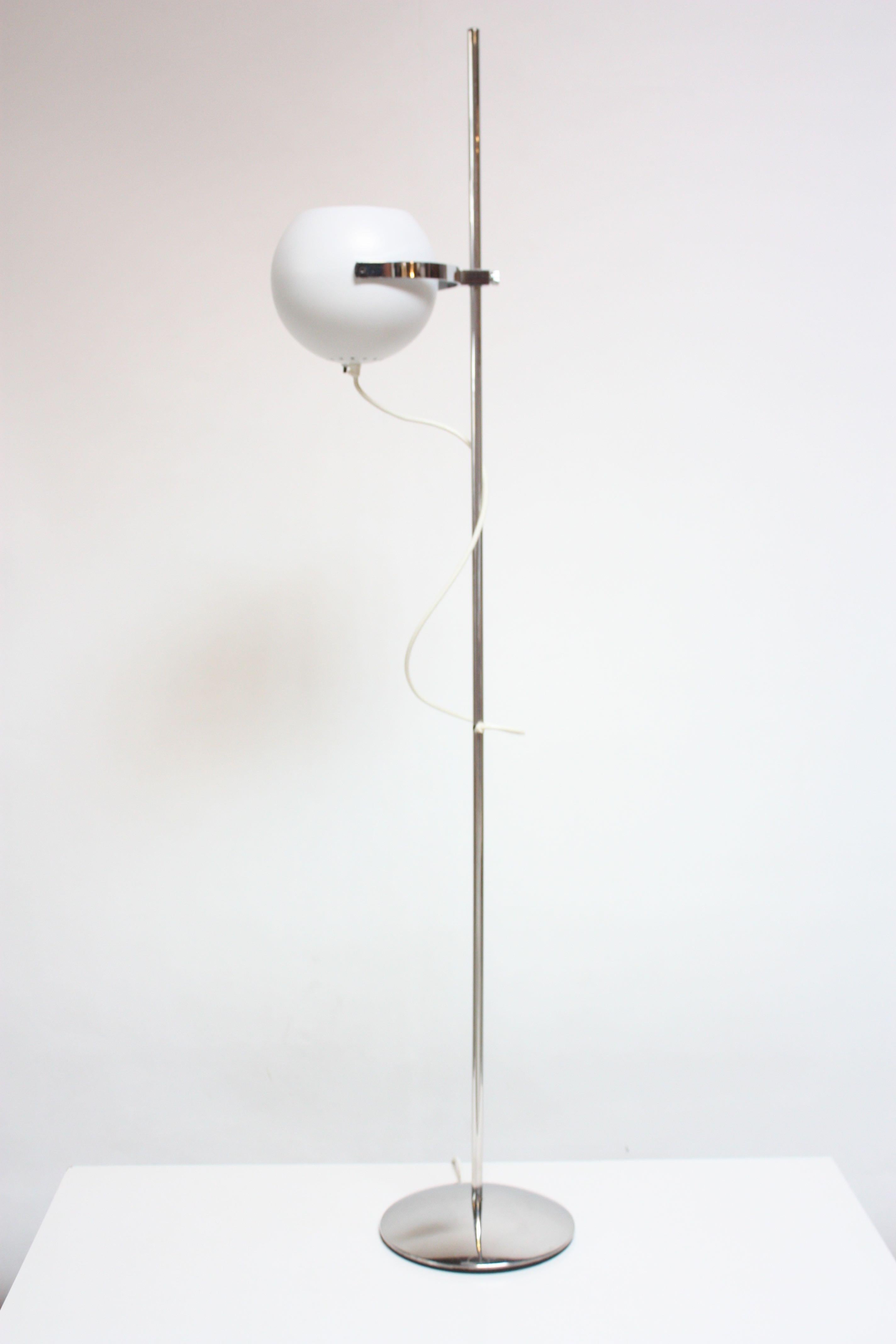 Mid-Century Modern Italian Modern Adjustable Floor Lamp by Reggiani