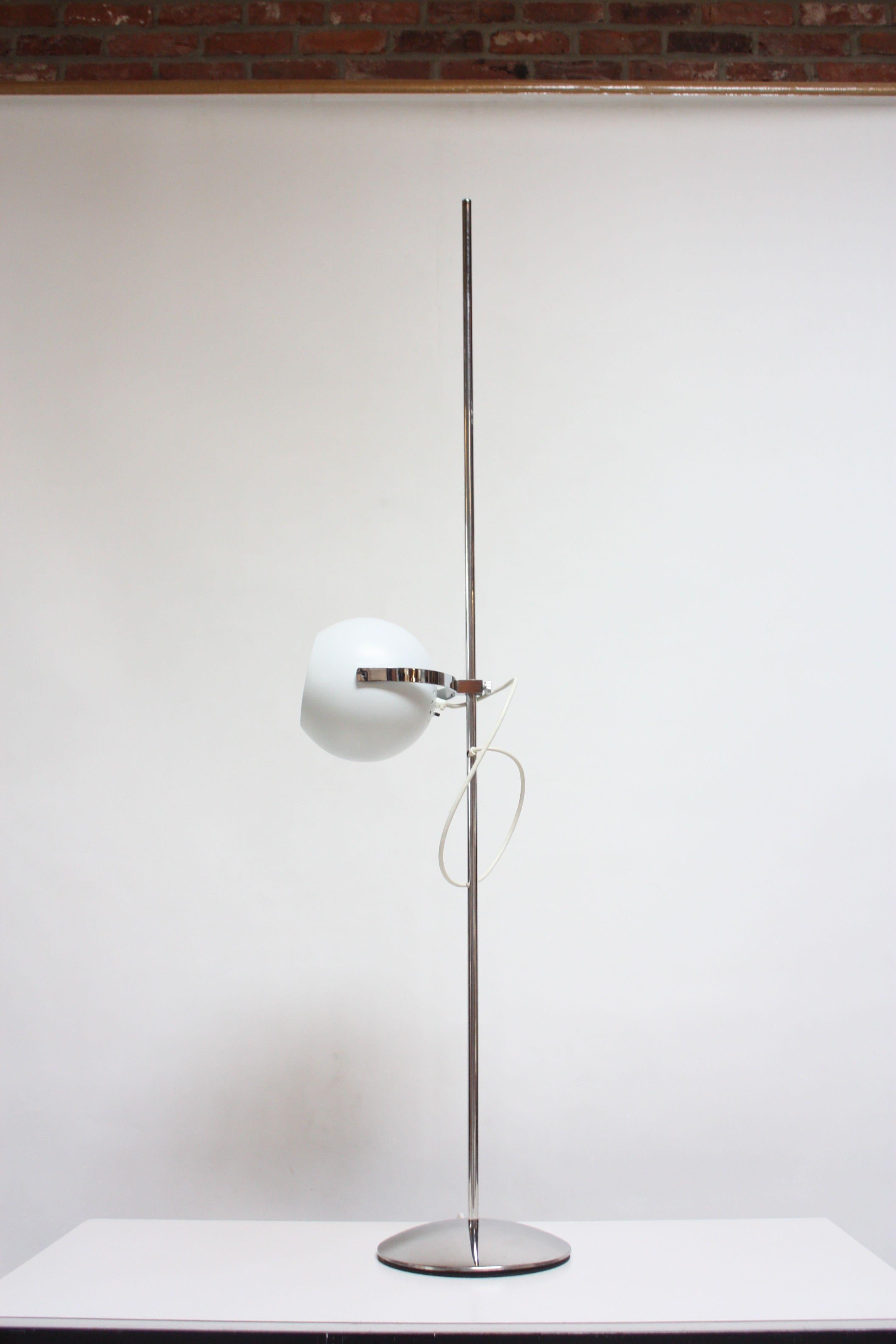 Mid-20th Century Italian Modern Adjustable Floor Lamp by Reggiani