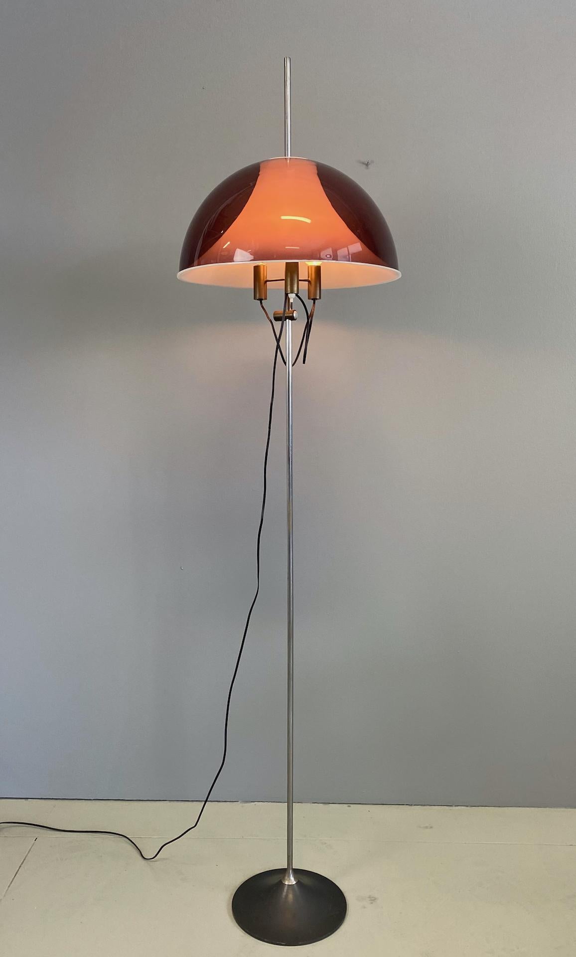 Italian modern adjustable floor lamp Stilux
Italy, circa 1957
acrylic, chrome-plated and enameled steel, enameled brass.