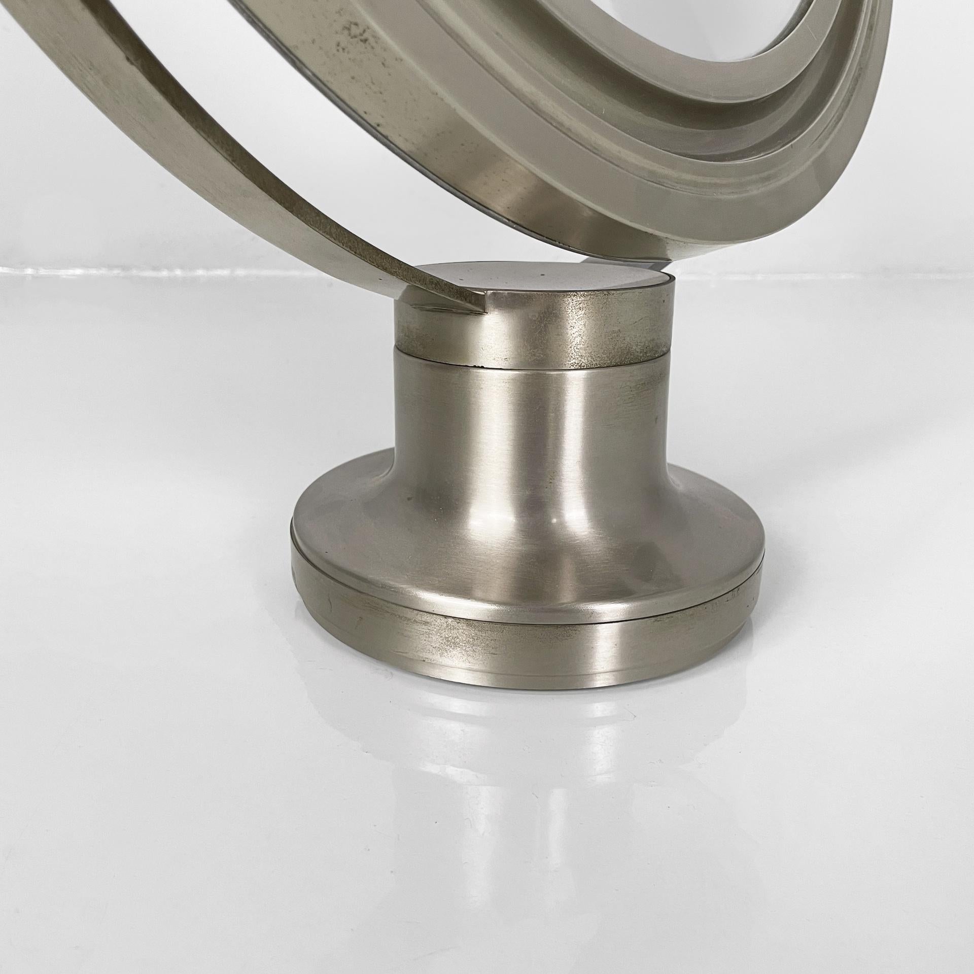 Miroir de table ajustable moderne italien en métal, 1970 en vente 9