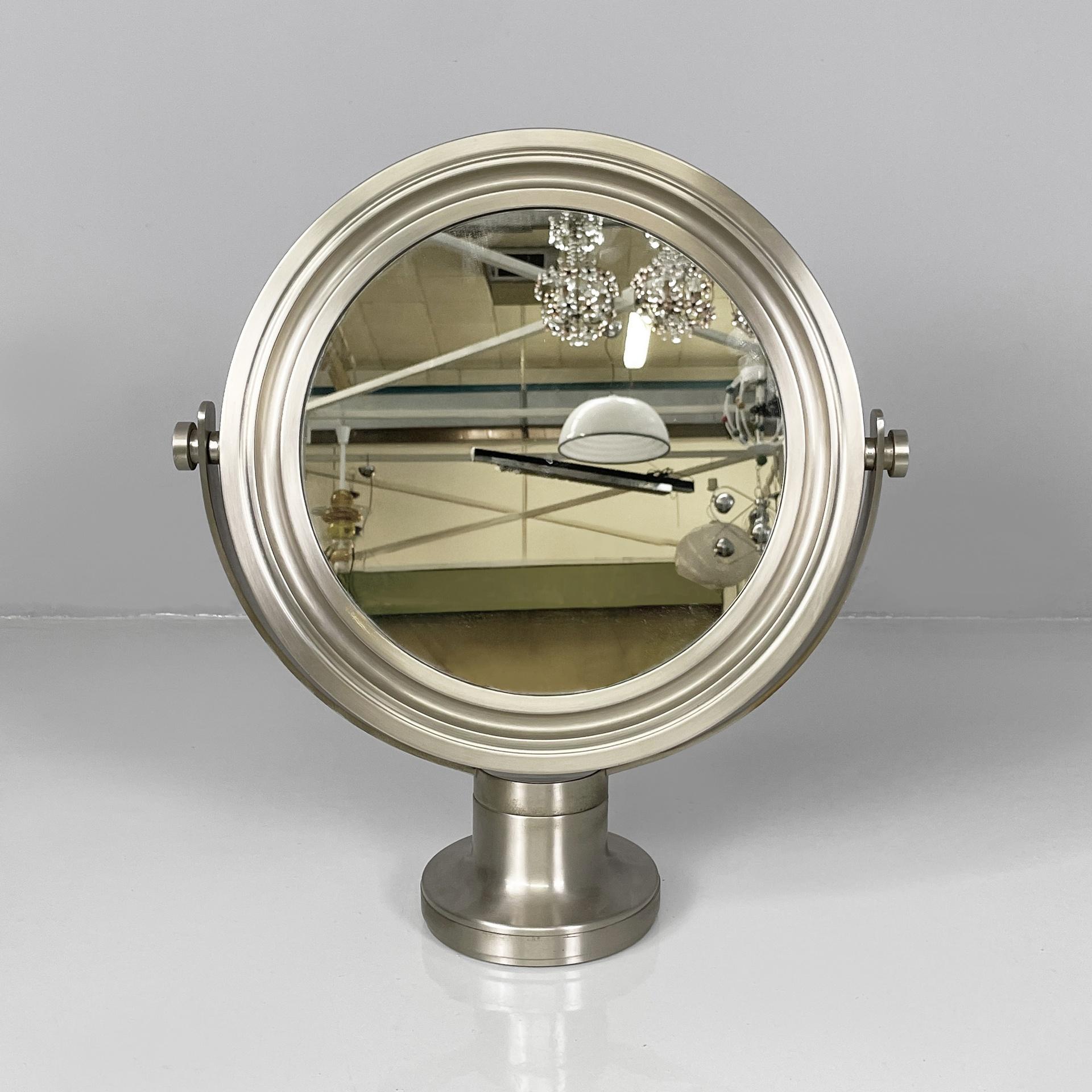 Moderne Miroir de table ajustable moderne italien en métal, 1970 en vente