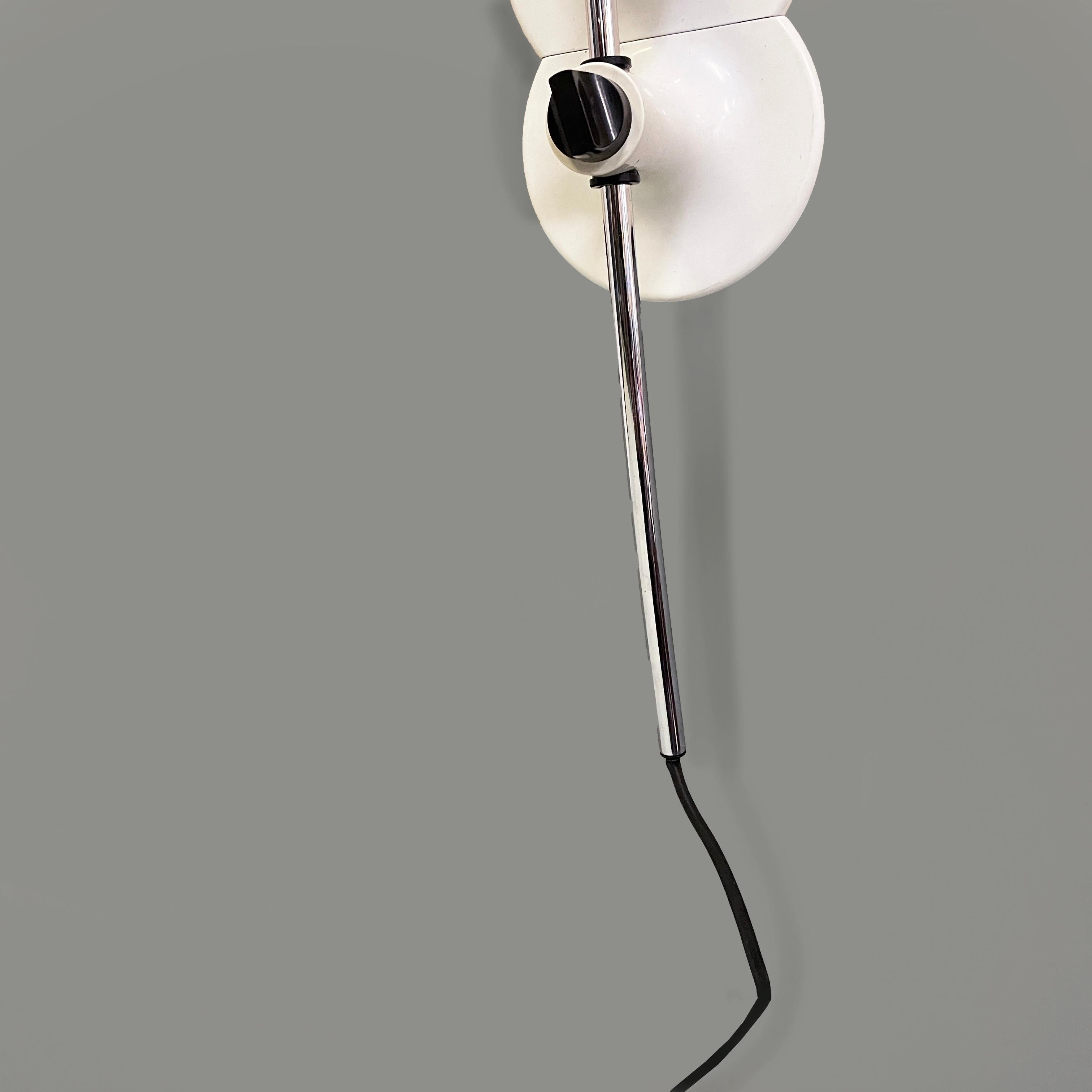 Italian modern Adjustable wall lamp Coupé 1159 by Joe Colombo for O-Luce, 1970s For Sale 13