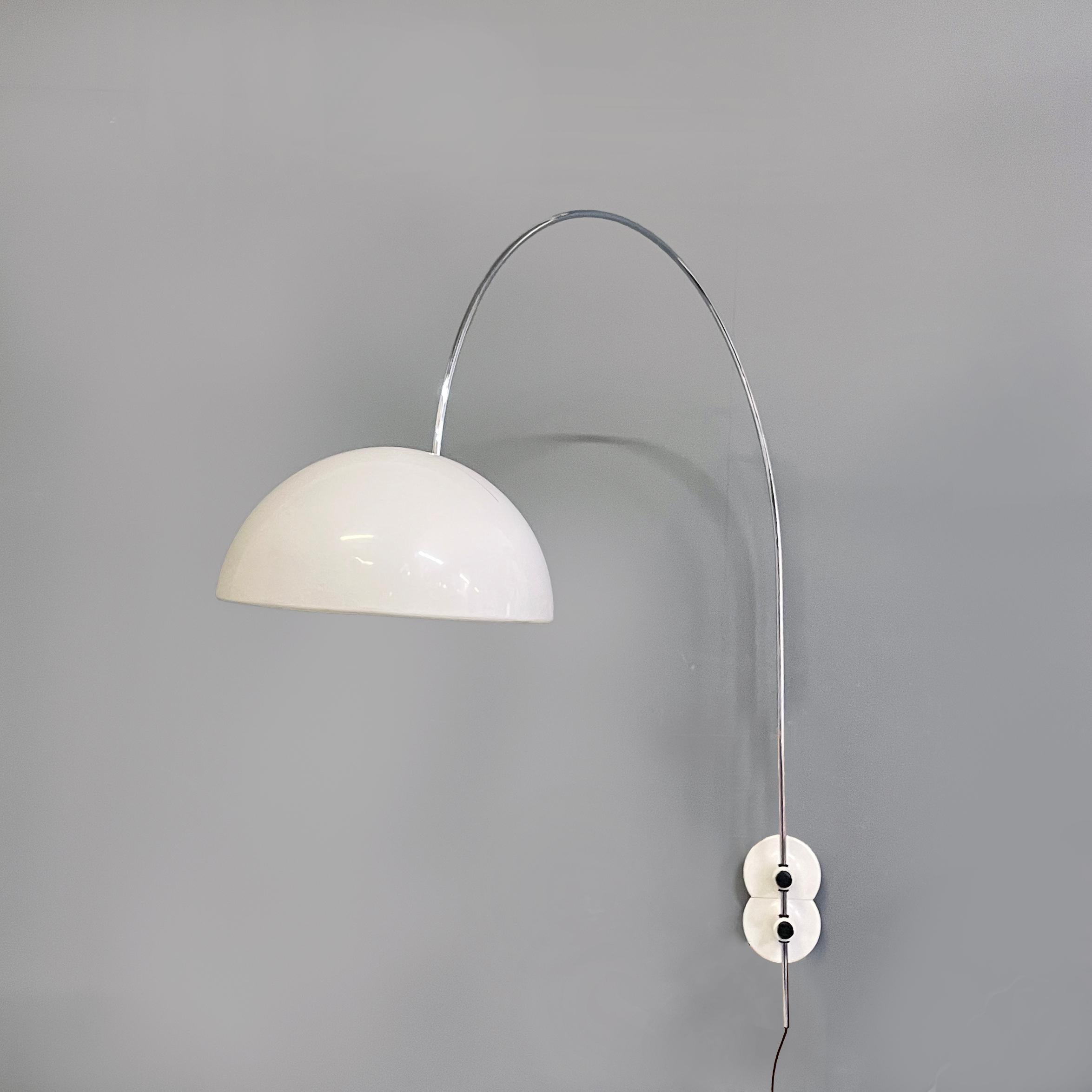 Italian modern Adjustable wall lamp Coupé 1159 by Joe Colombo for O-Luce, 1970s
Wall lamp mod. Coupé 1159 with adjustable dome lampshade in white lacquered metal. Inside the lampshade there is the switch. The arched adjustable structure is made of