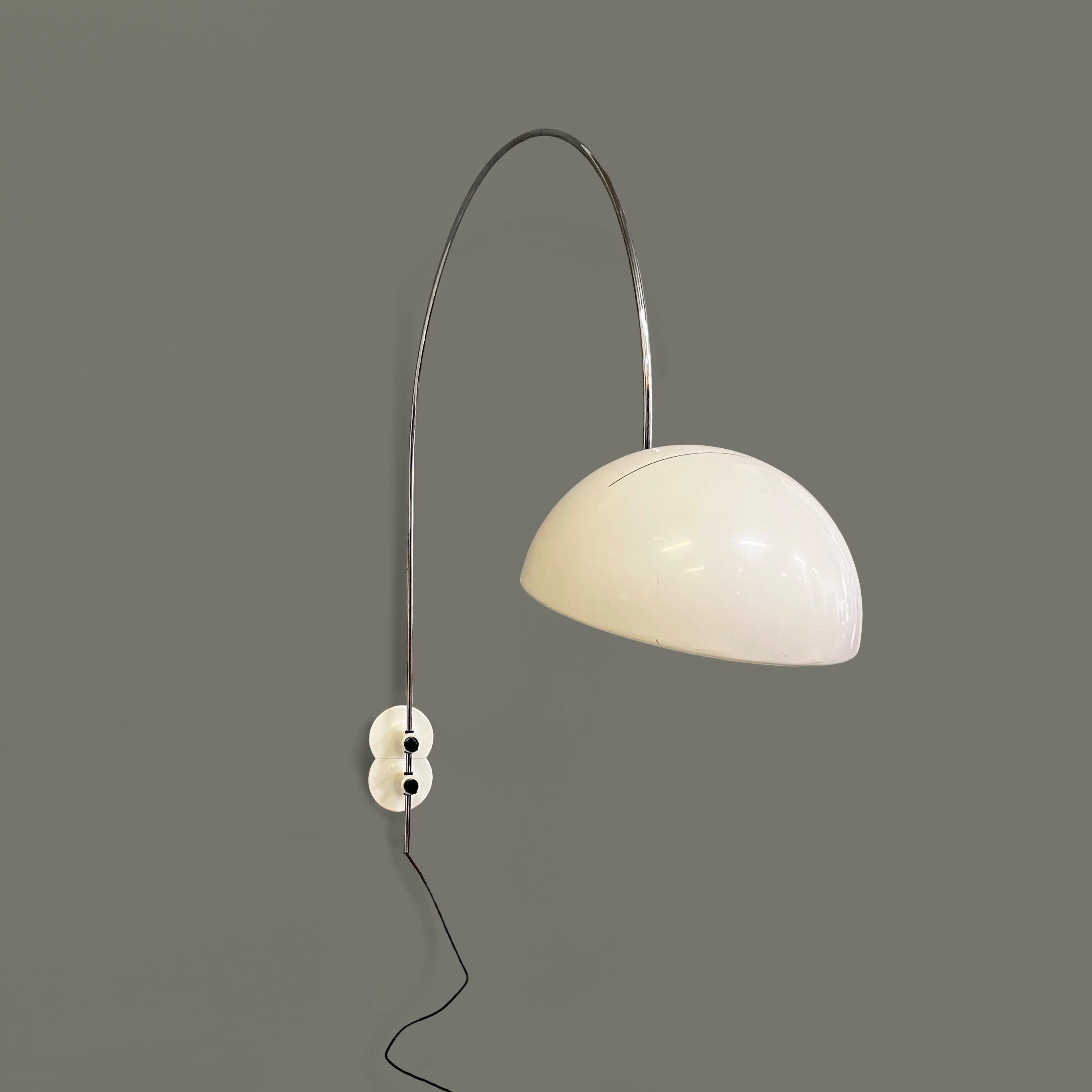 Italian modern Adjustable wall lamp Coupé 1159 by Joe Colombo for O-Luce, 1970s
Wall lamp mod. Coupé 1159 with adjustable dome lampshade in white lacquered metal. Inside the lampshade there is the switch. The arched adjustable structure is made of