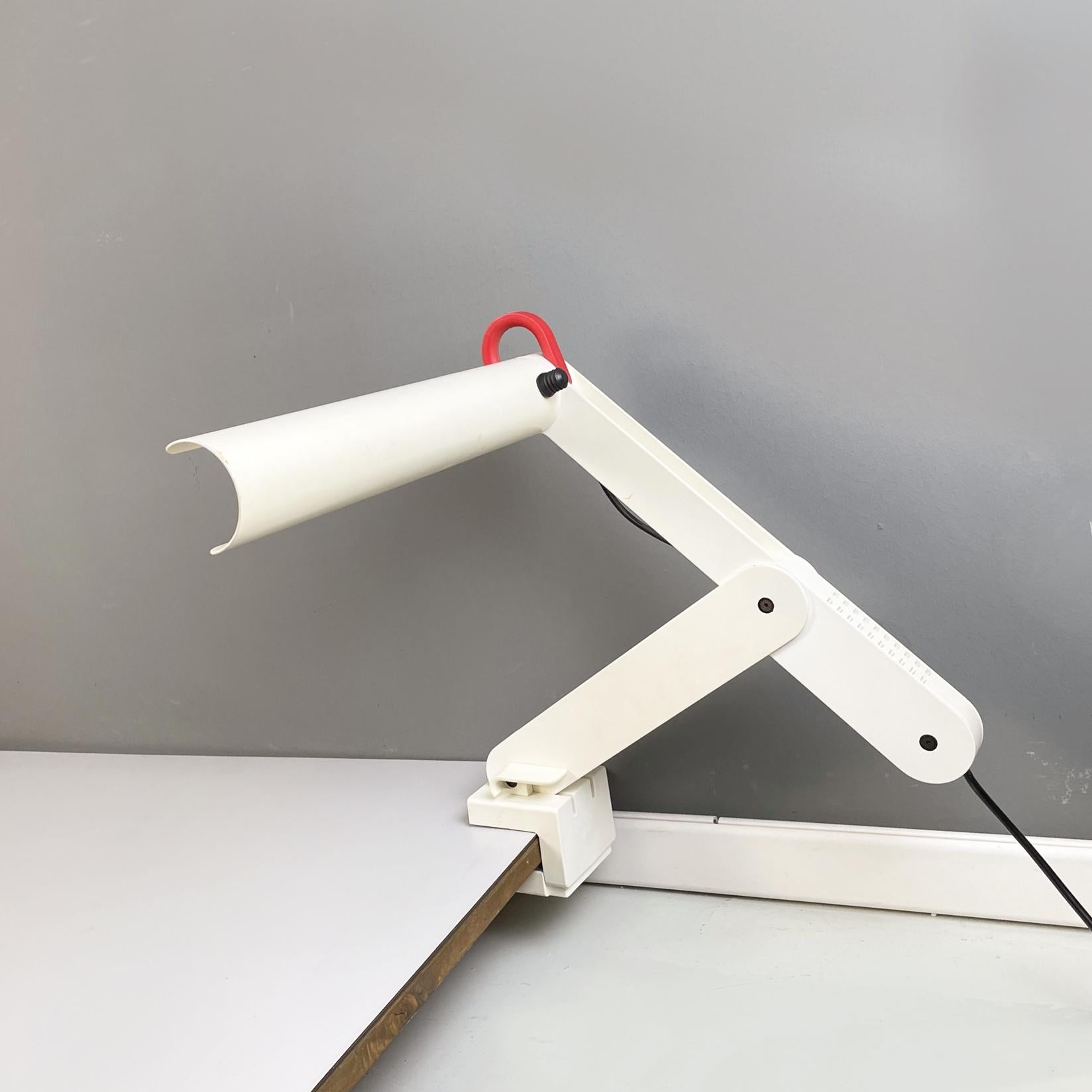 Lampe de bureau italienne moderne réglable en métal blanc avec lampe, années 1980 en vente 1