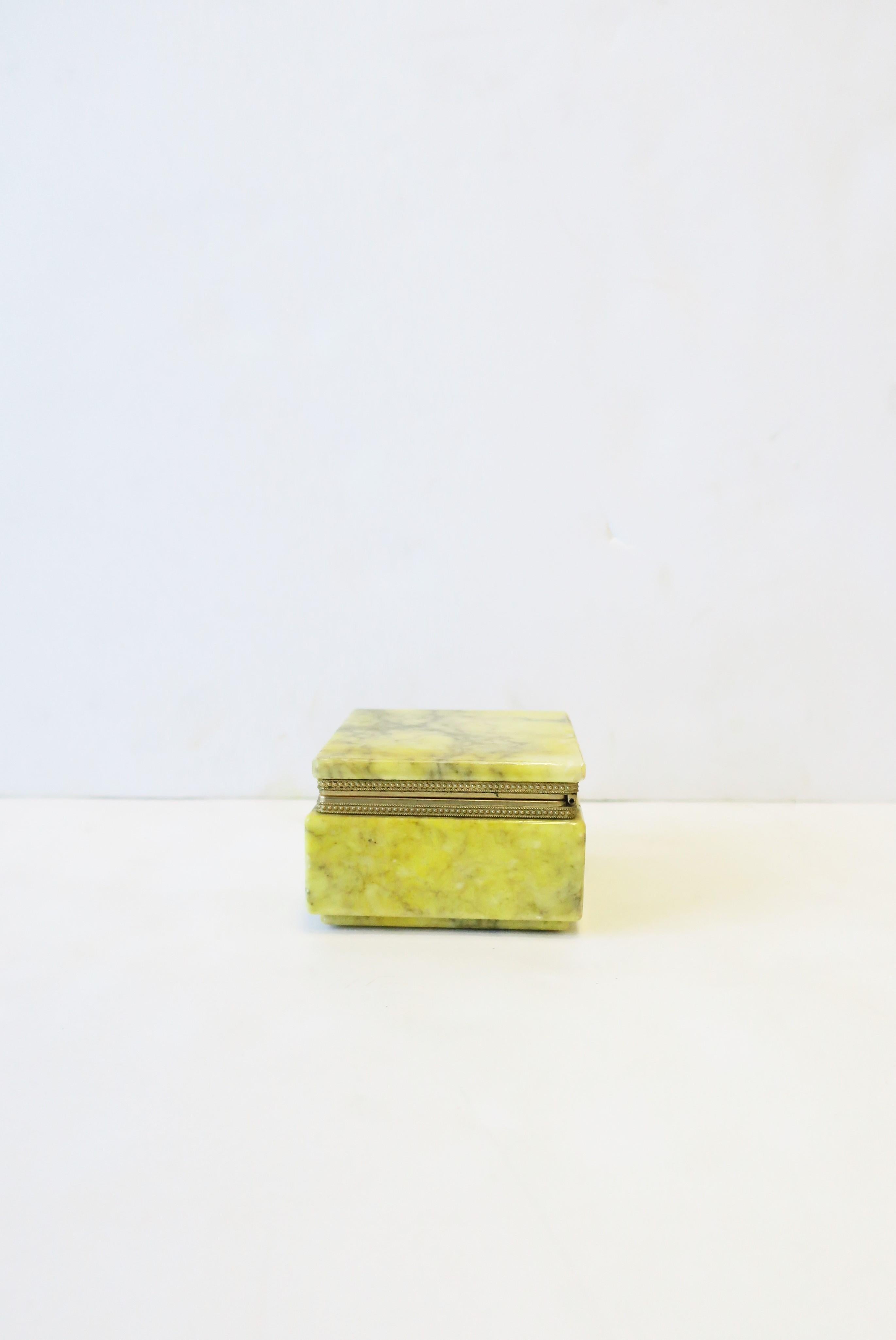 Italian Modern Alabaster Marble Jewelry Box 10