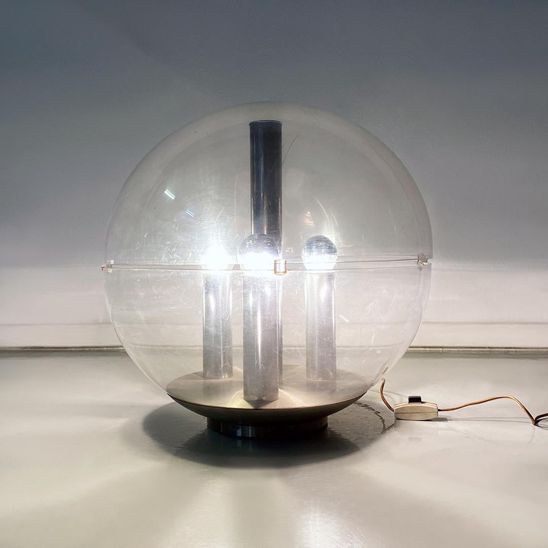 Italian Modern Aluminum and Trasparent Plastic Sphere Table or Floor Lamp, 1970s For Sale 4