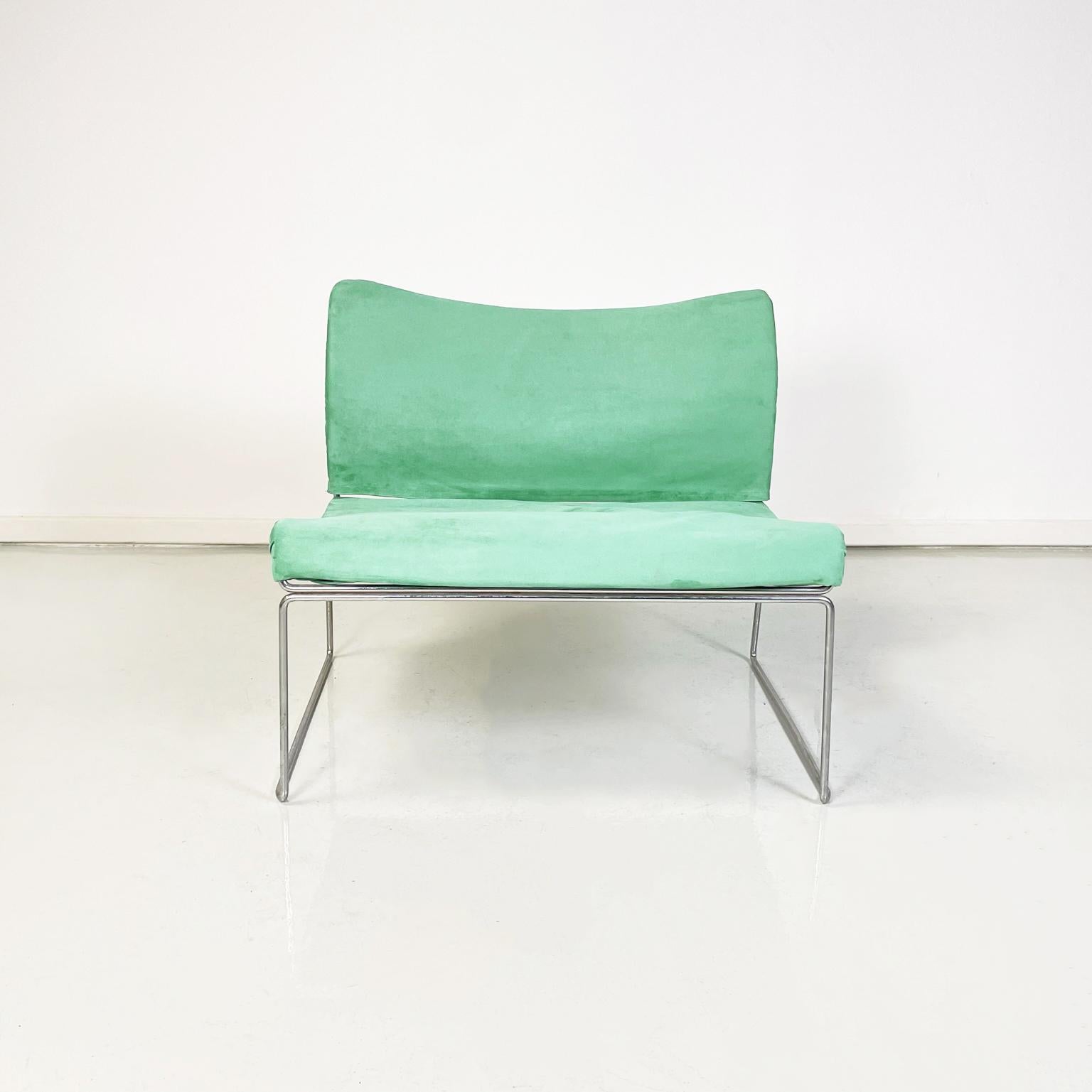 Moderner italienischer Sessel aus aquagrünem Samt, Mod. Saghi von Kazuhide Takahama für Gavina, 1970er Jahre
Ikonischer und eleganter Sessel Mod. Saghi mit Stahlrohrgestell. Sitz und Rückenlehne sind leicht gepolstert und mit einem aquagrünen
