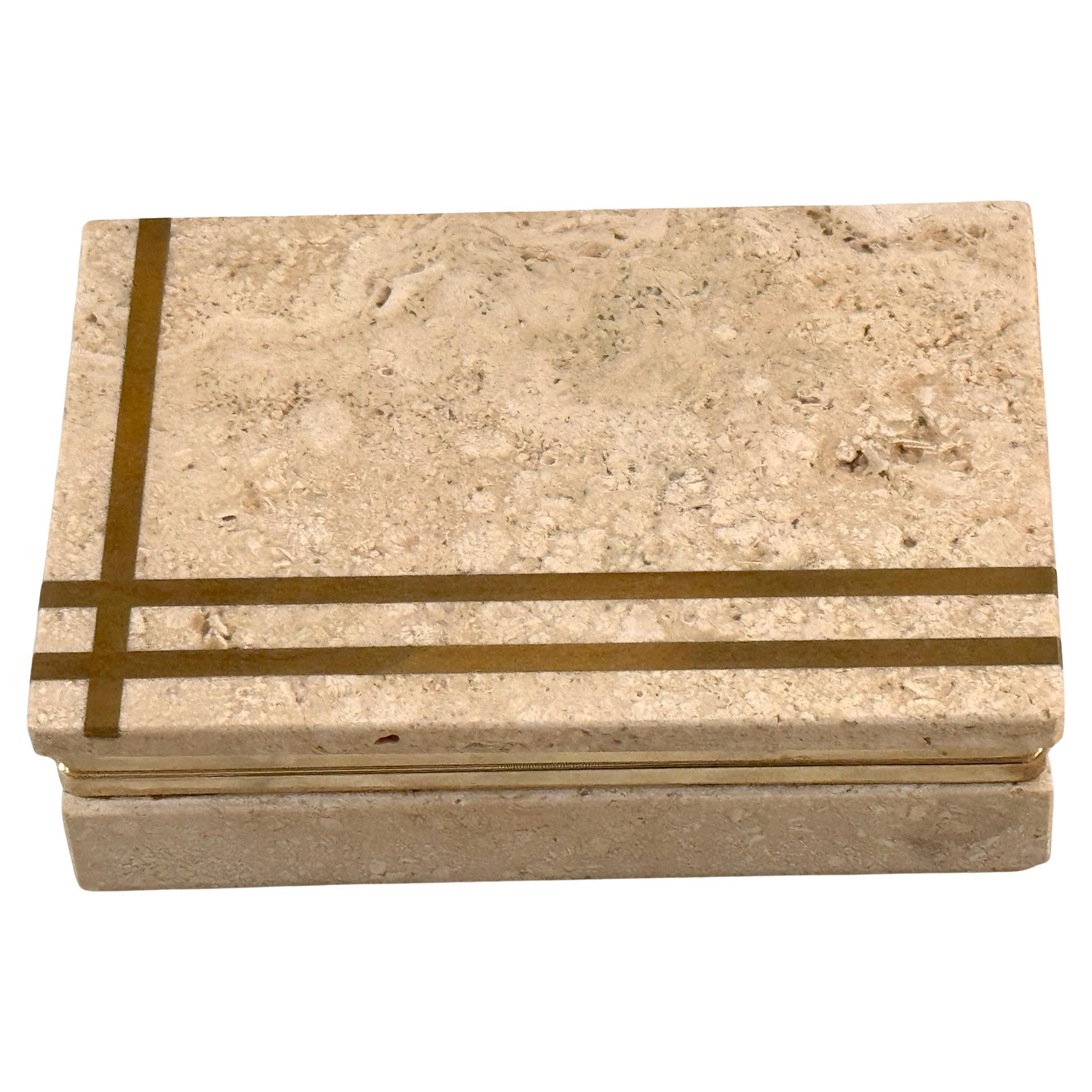 Caja italiana Architectural Modern de latón con incrustaciones de travertino, circa años 70