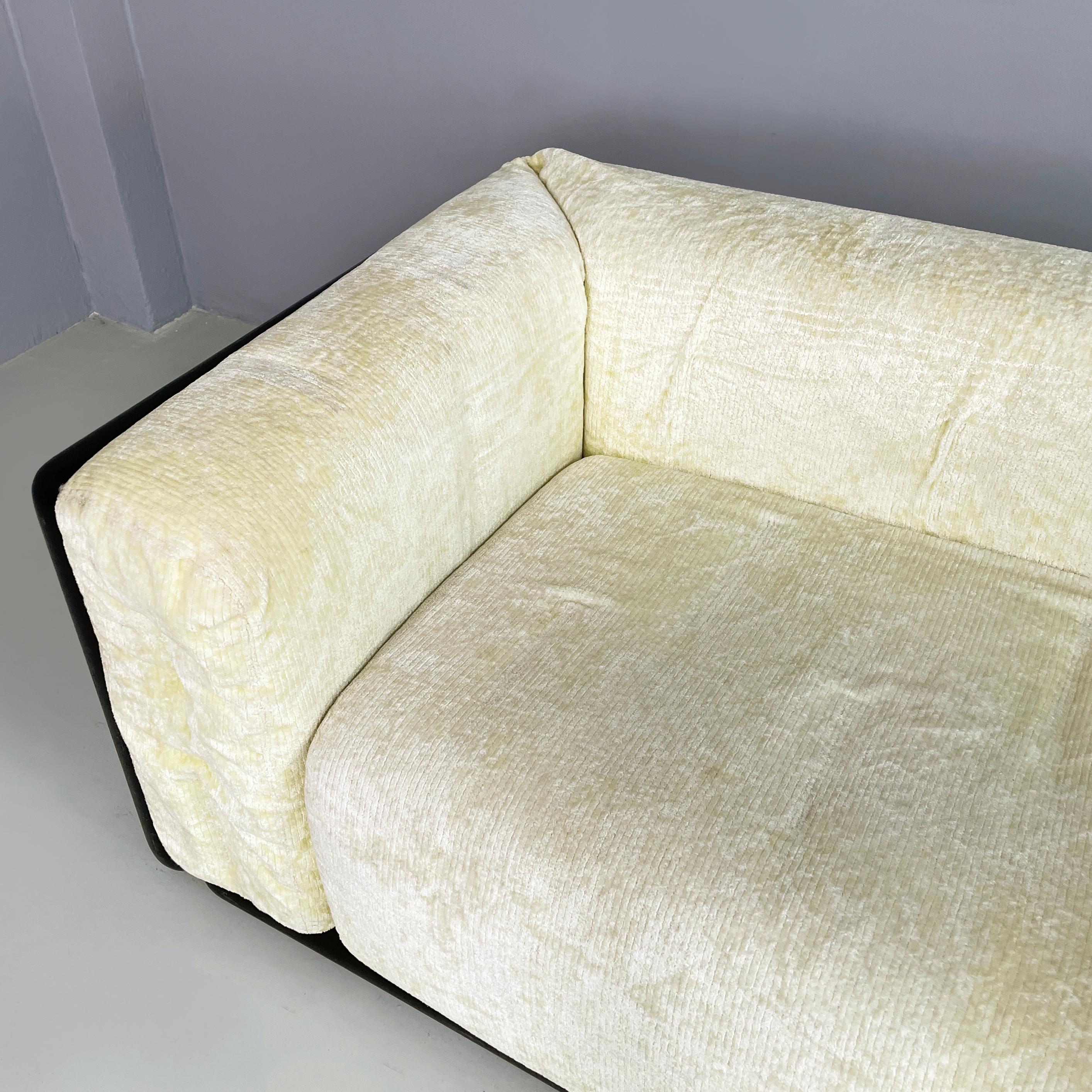 Late 20th Century Italian modern Armchair Cornaro by Carlo Scarpa for Simon Gavina, 1980s