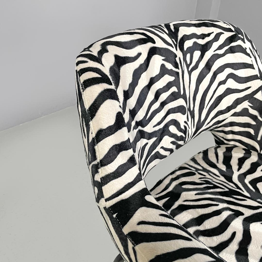 Italian modern armchair in black and white zebra fabric and black metal, 1970s For Sale 4